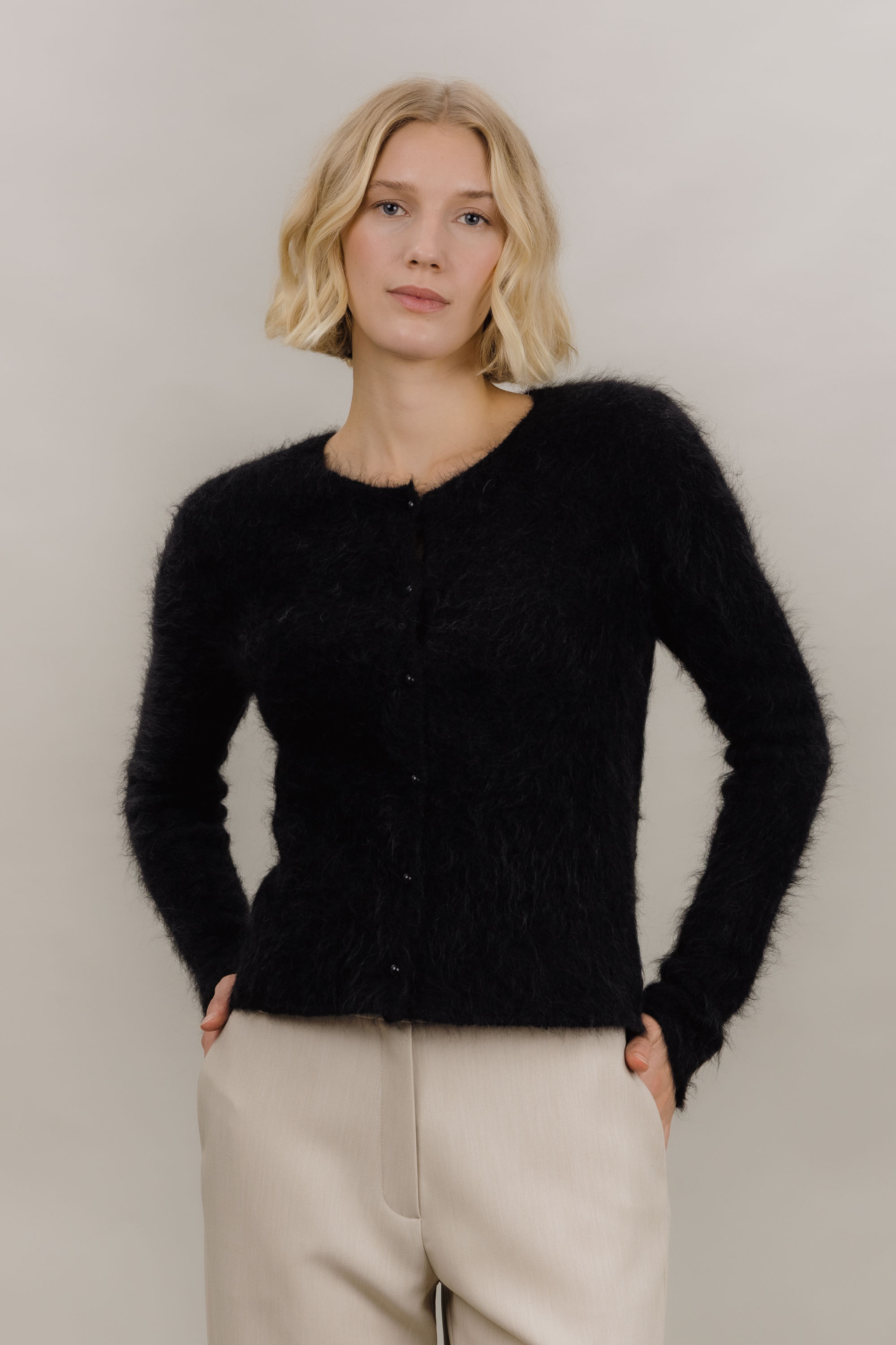 Urban Pioneers Female Ada Cardigan CARDIGAN BLACK