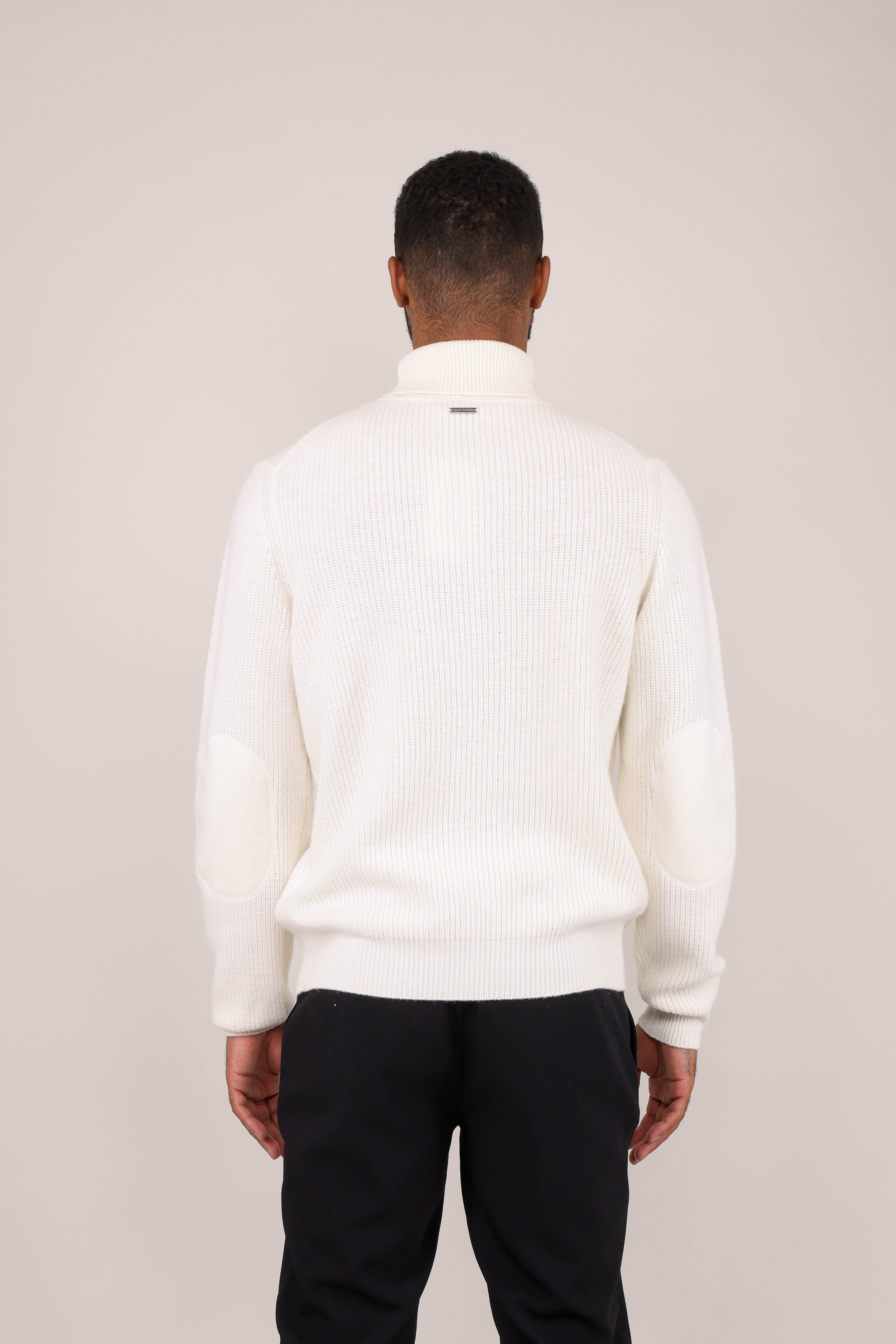 Urban Pioneers Male Ade Turtleneck SWEATER CREAM
