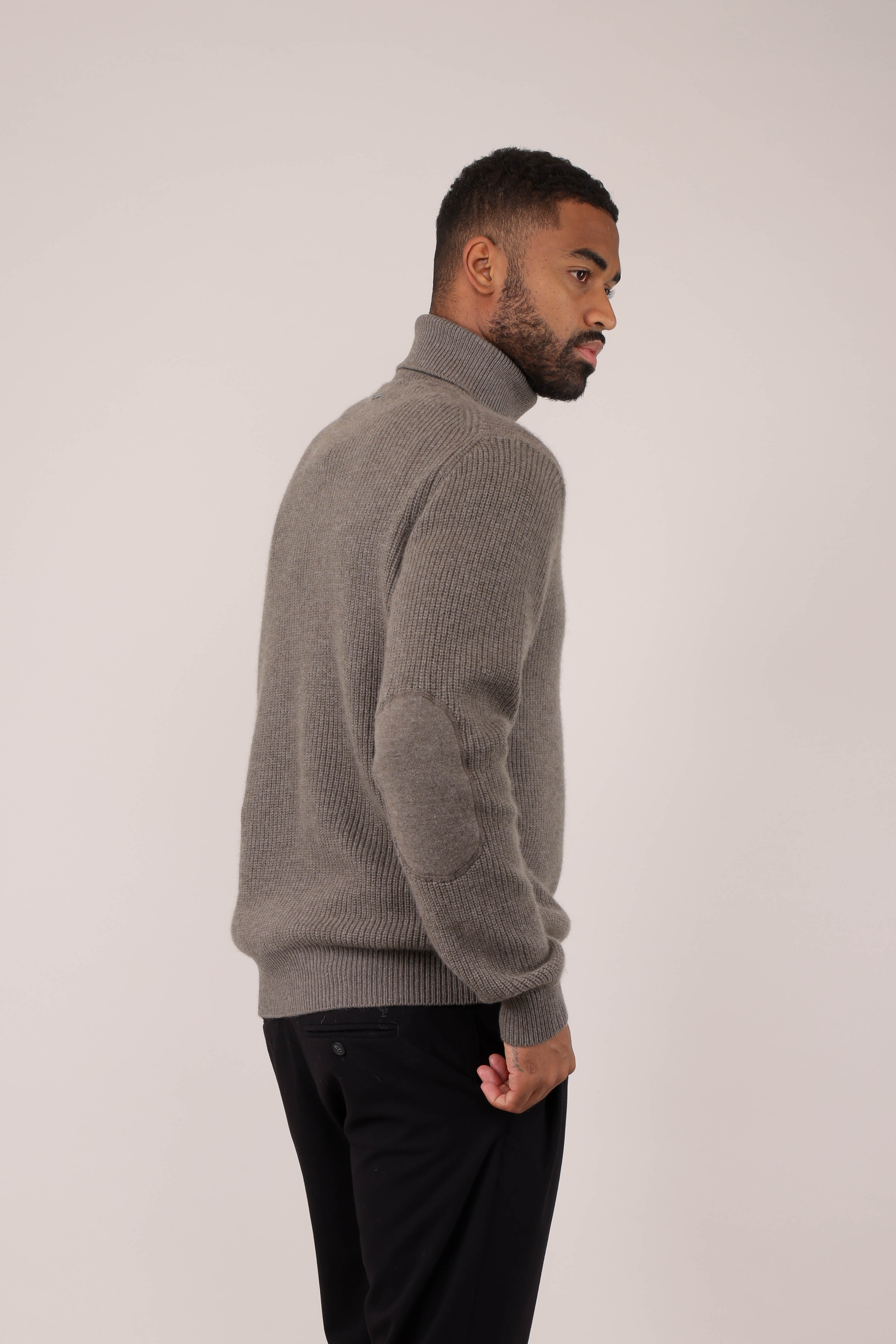 Urban Pioneers Male Ade Turtleneck SWEATER MID BROWN