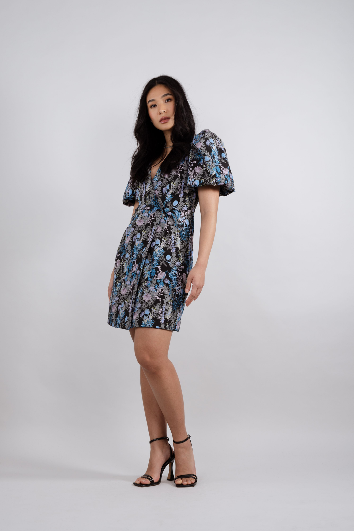 Urban Pioneers Female Bambi Dress DRESS AOP NIGHT BLOOM