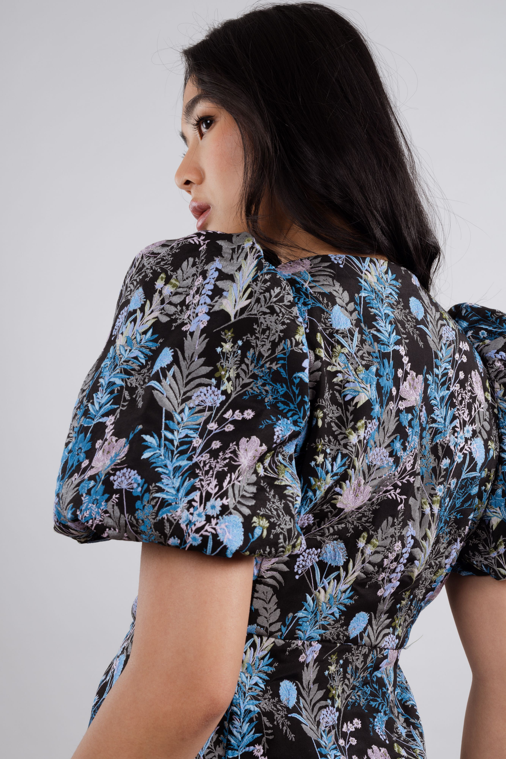 Urban Pioneers Female Bambi Dress DRESS AOP NIGHT BLOOM