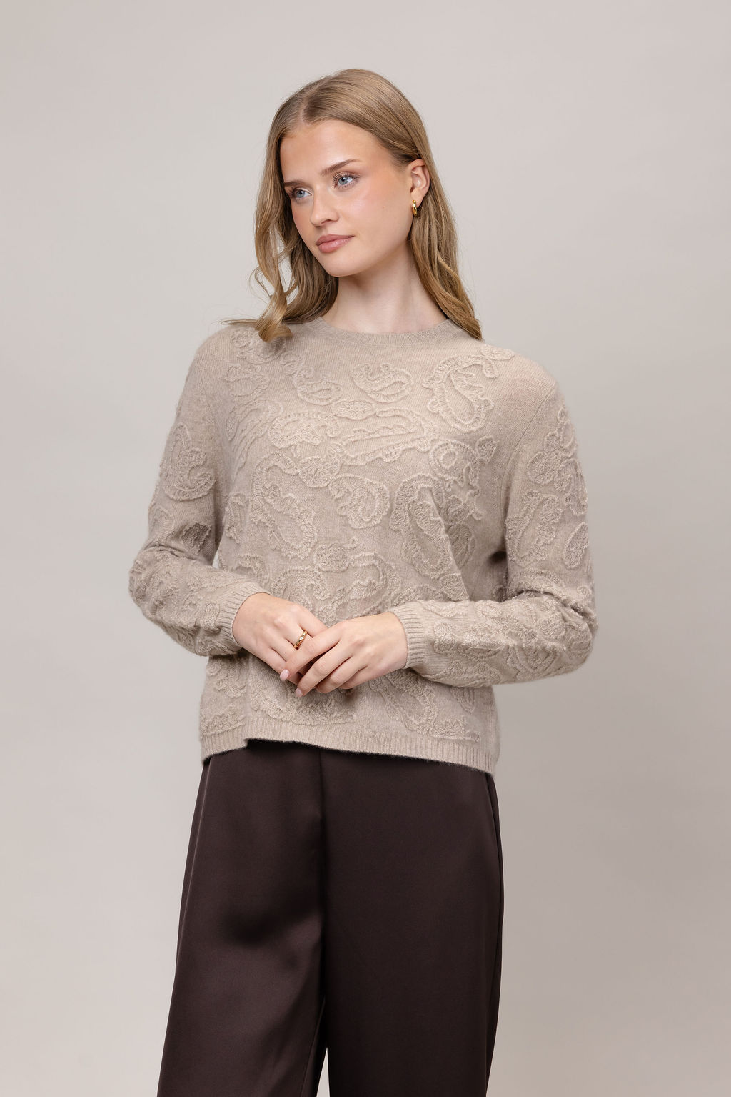 Urban Pioneers Female Barbara Sweater SWEATER LIGHT SAND