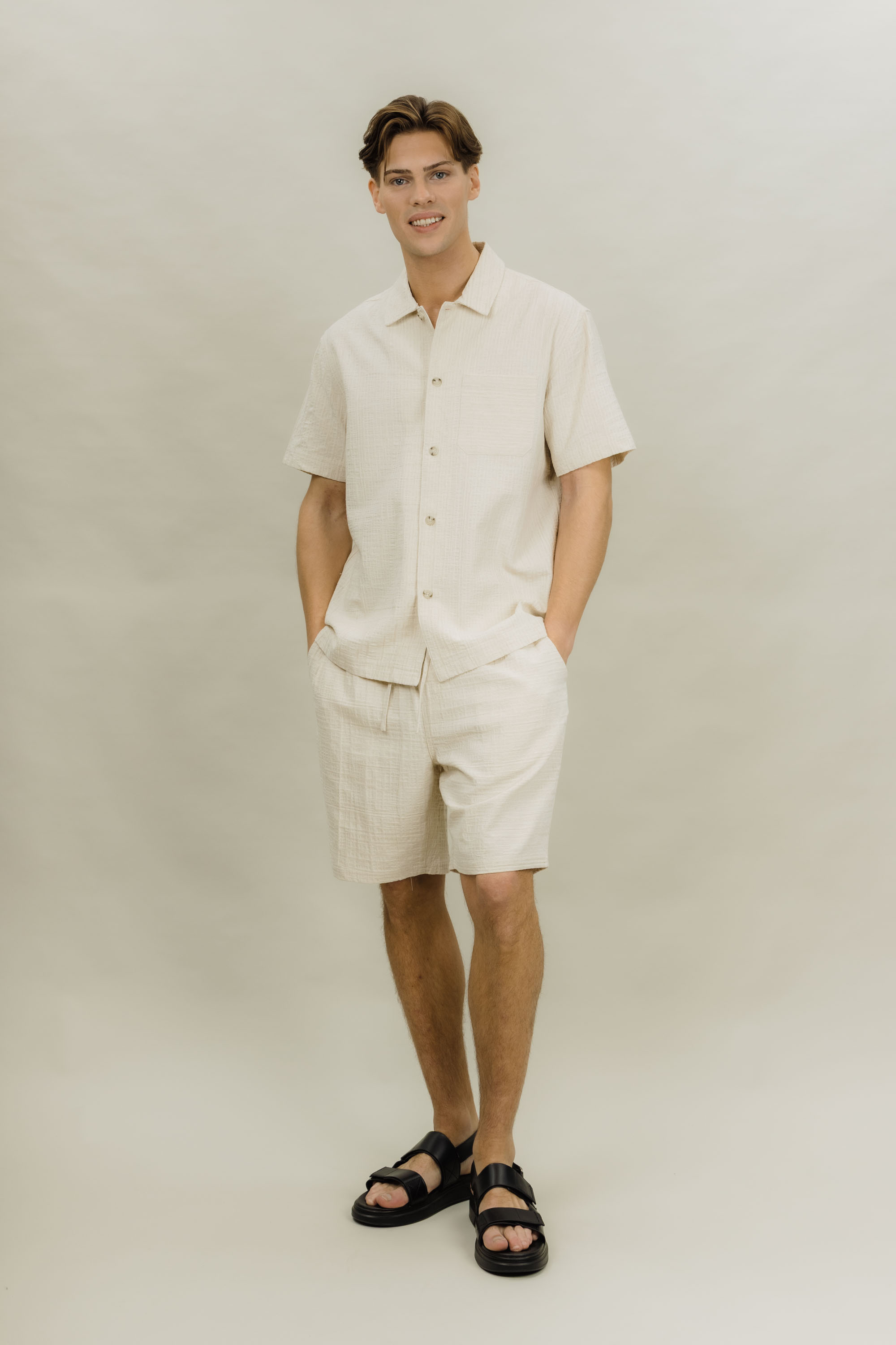 Urban Pioneers Male Bernardo Shorts SHORTS LIGHT SAND