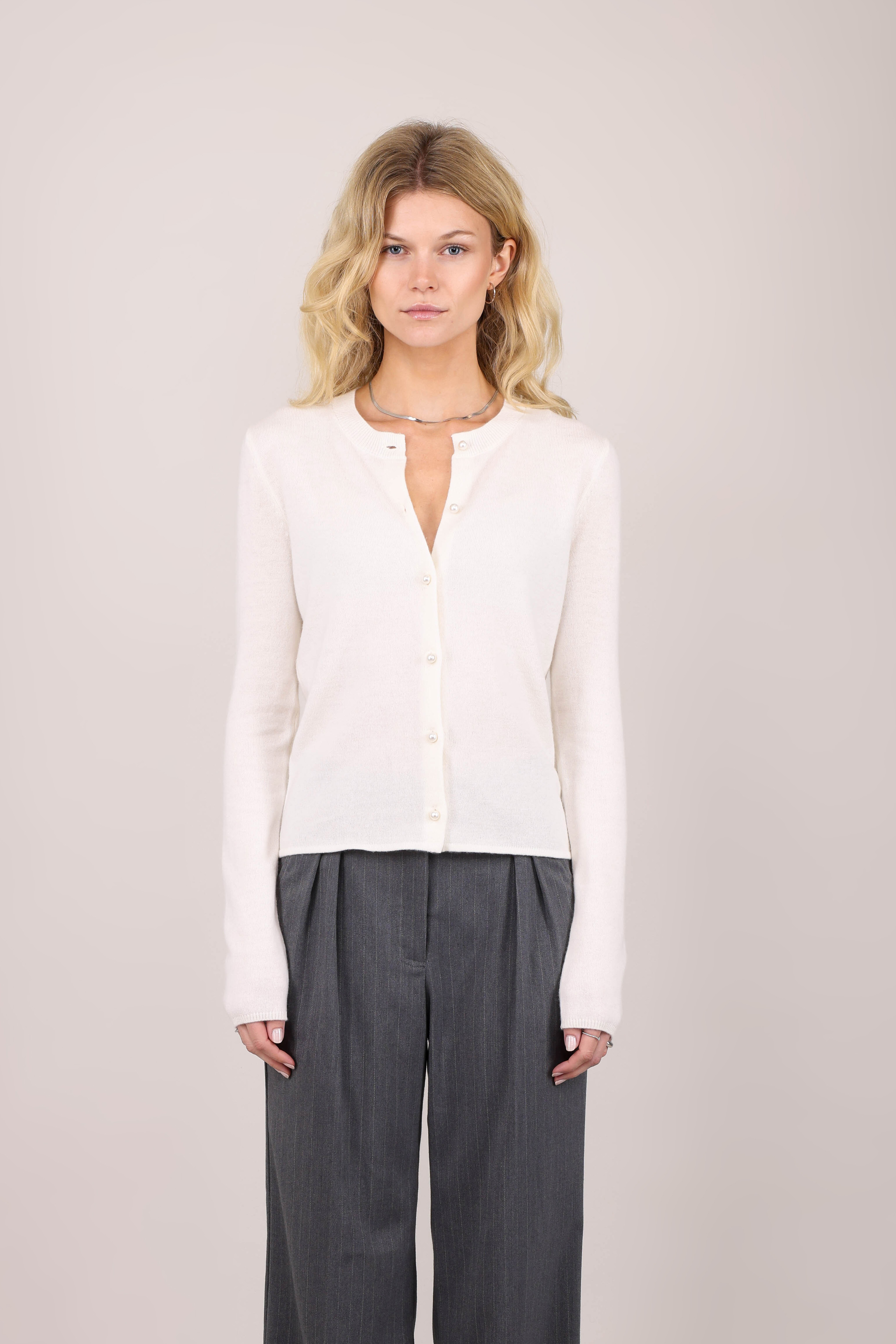 Urban Pioneers Female Candi Cardigan CARDIGAN CREAM