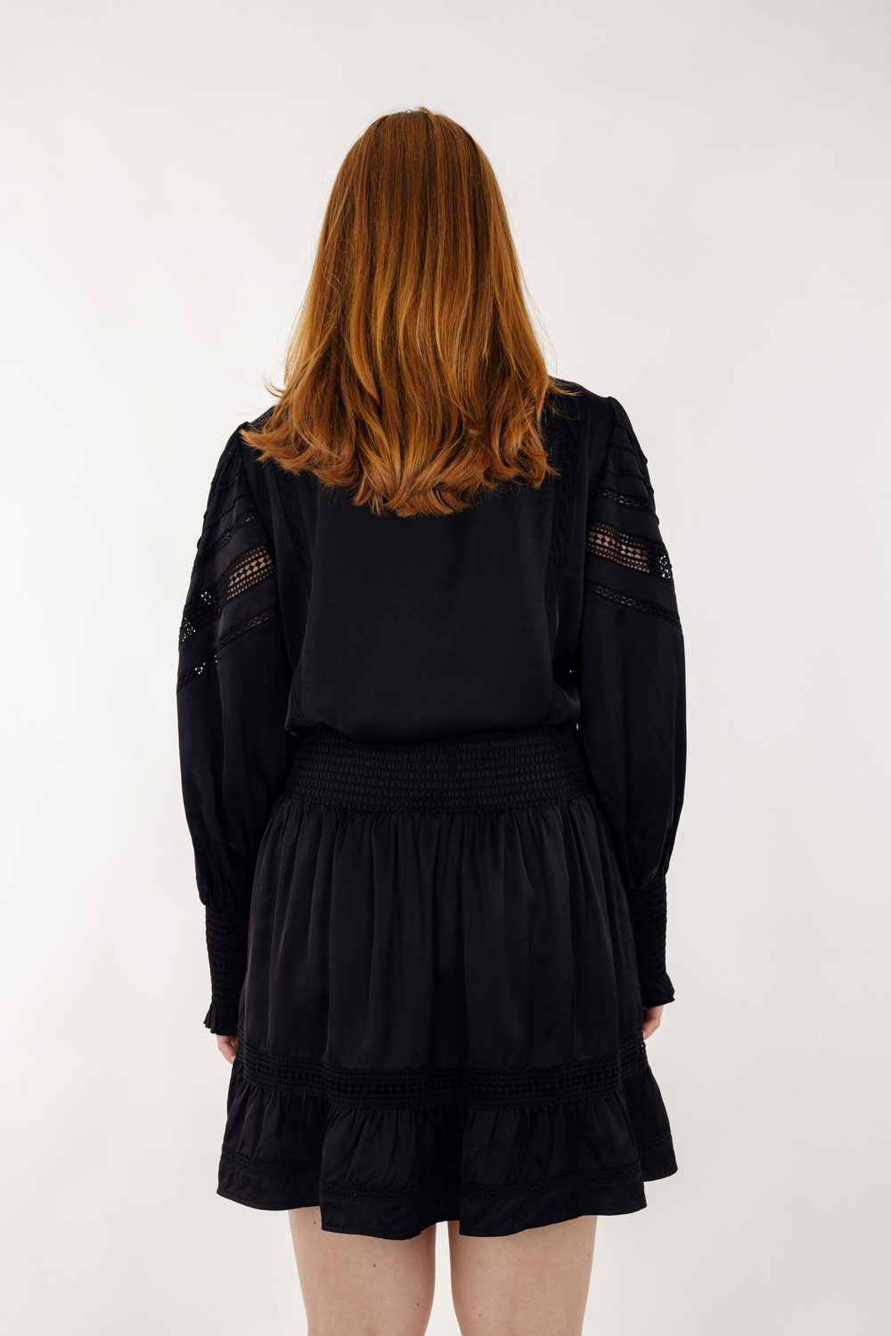 Urban Pioneers Female Carly Skirt SKIRT BLACK
