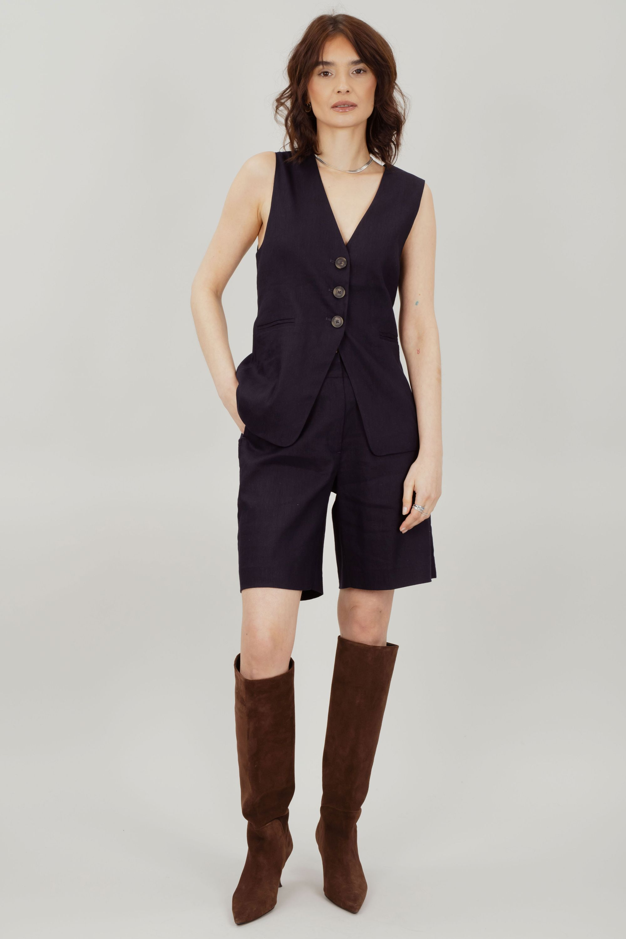 Urban Pioneers Female Clary Shorts SHORTS BLACK