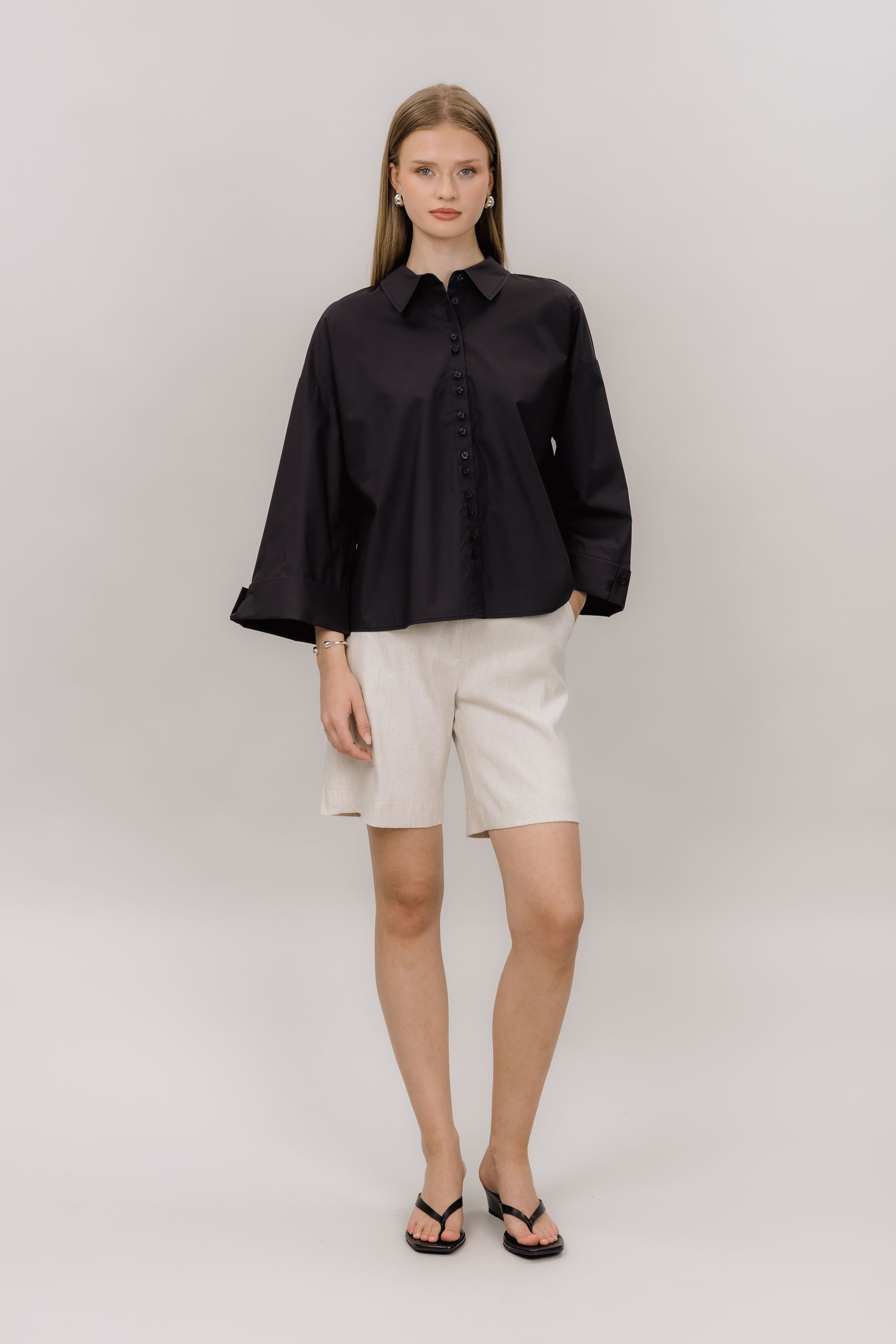 Urban Pioneers Female Clary Shorts SHORTS SAND