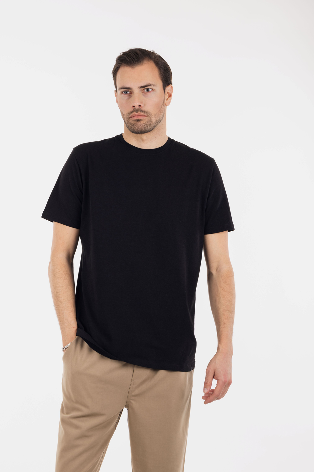 Urban Pioneers Male Cobi Tee T-SHIRT BLACK