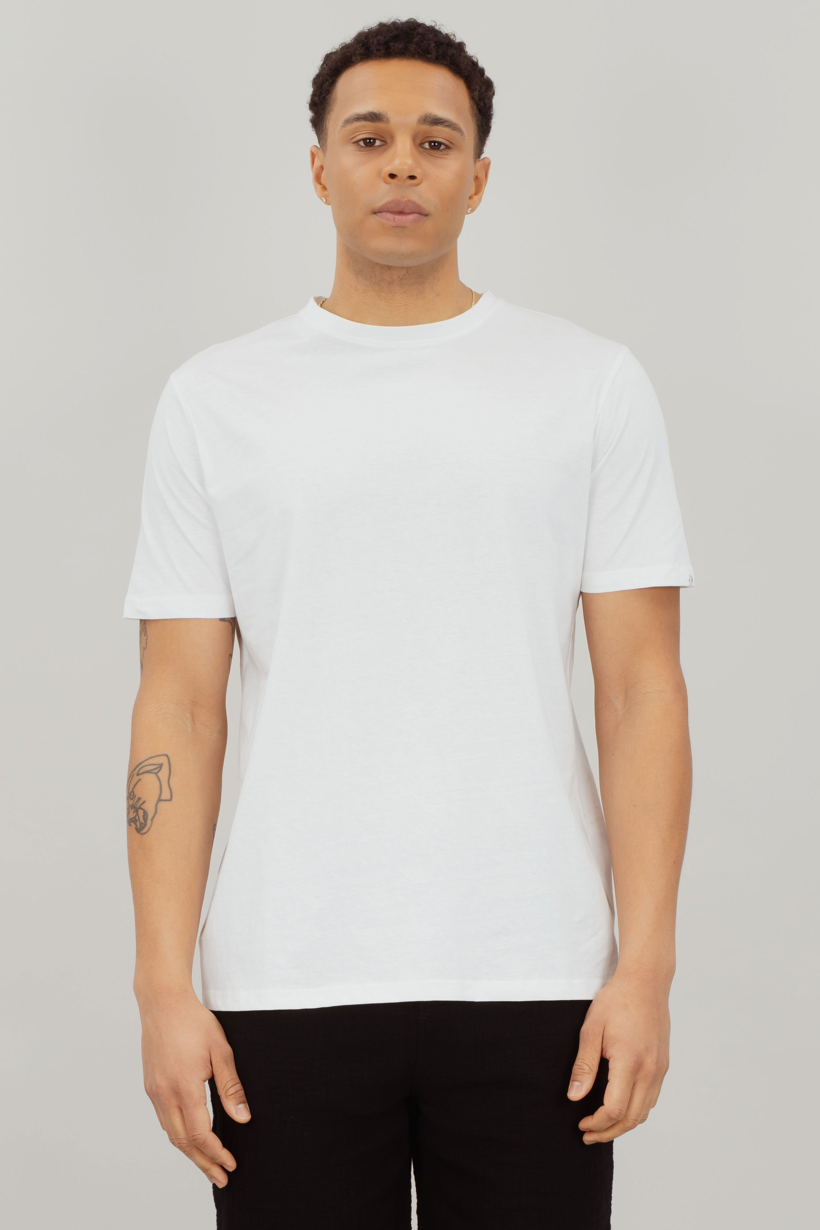 Urban Pioneers Male Cobi Tee T-SHIRT WHITE