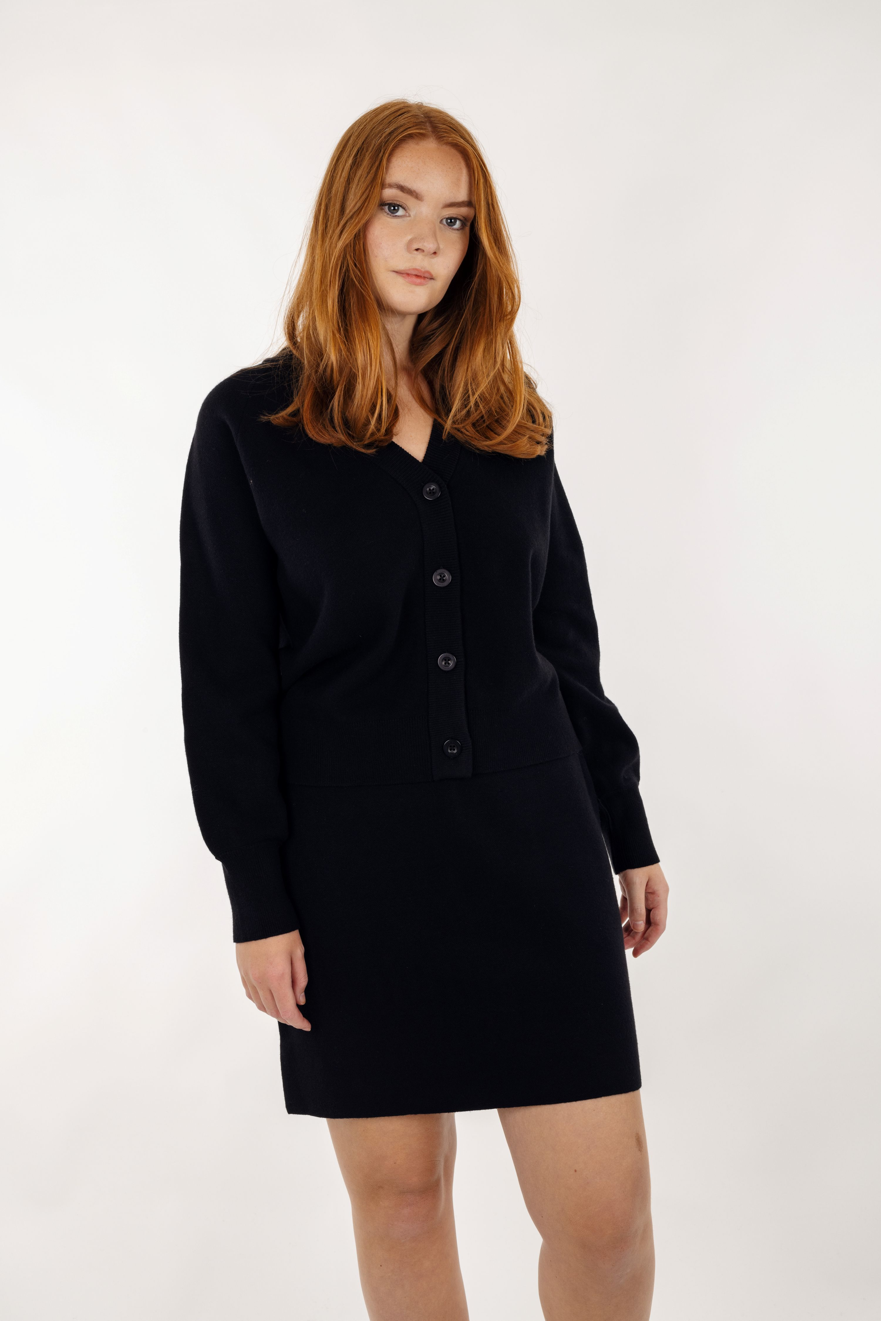 Urban Pioneers Female Crystia Skirt SKIRT BLACK