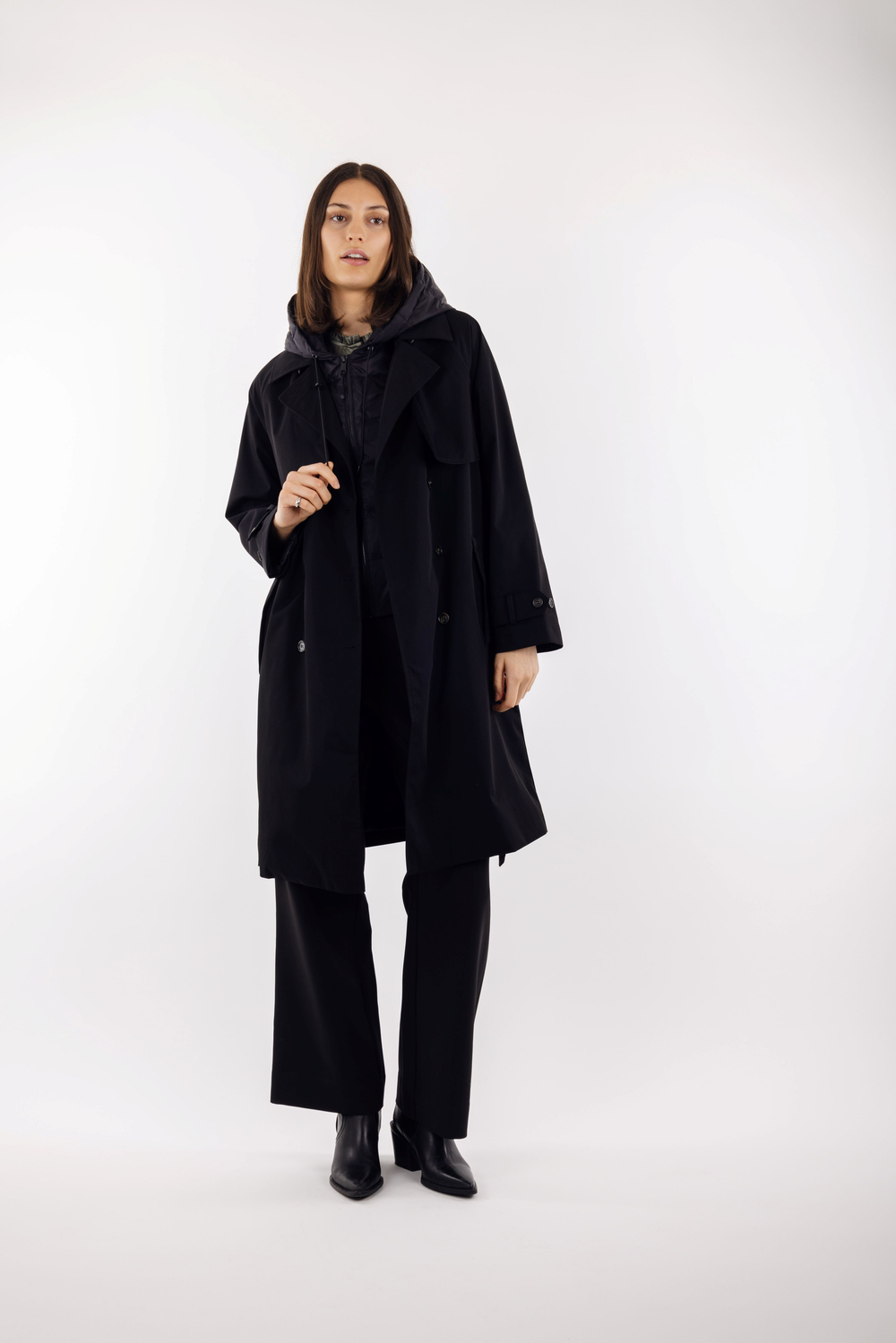 Urban Pioneers Female Eira Coat COAT BLACK