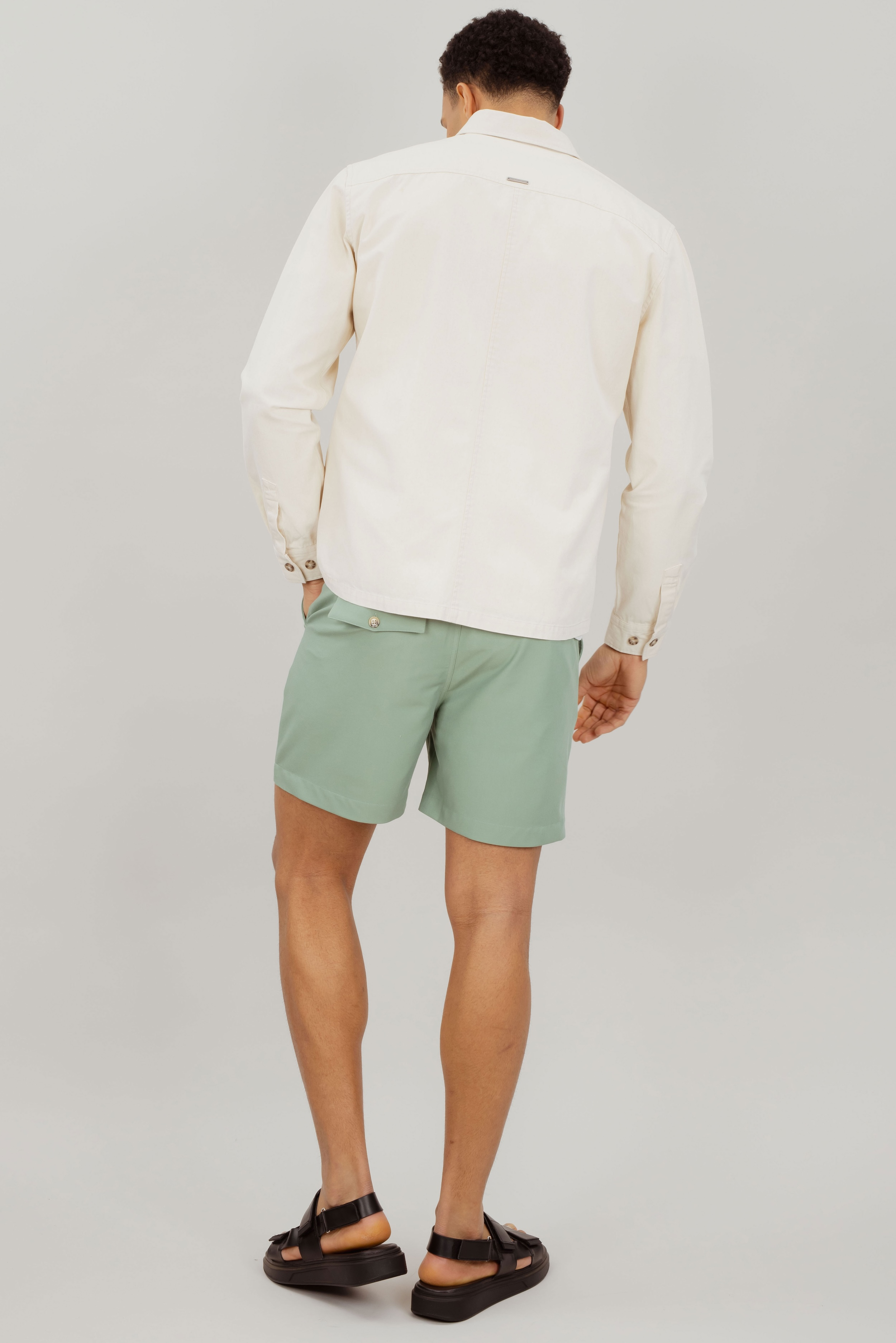 Urban Pioneers Male Elias Shorts SHORTS