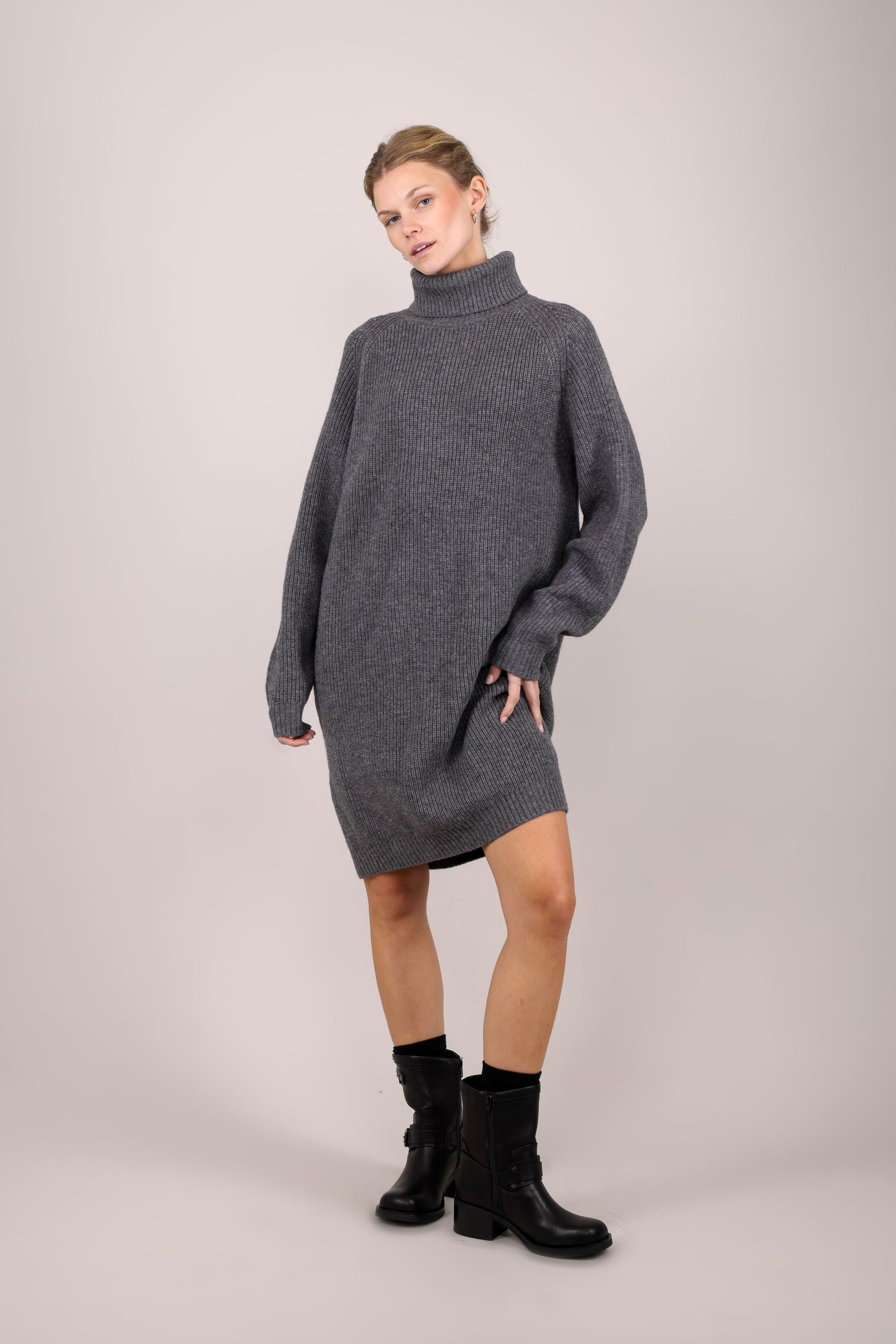 Urban Pioneers Female Emmie Dress DRESS DARK GREY