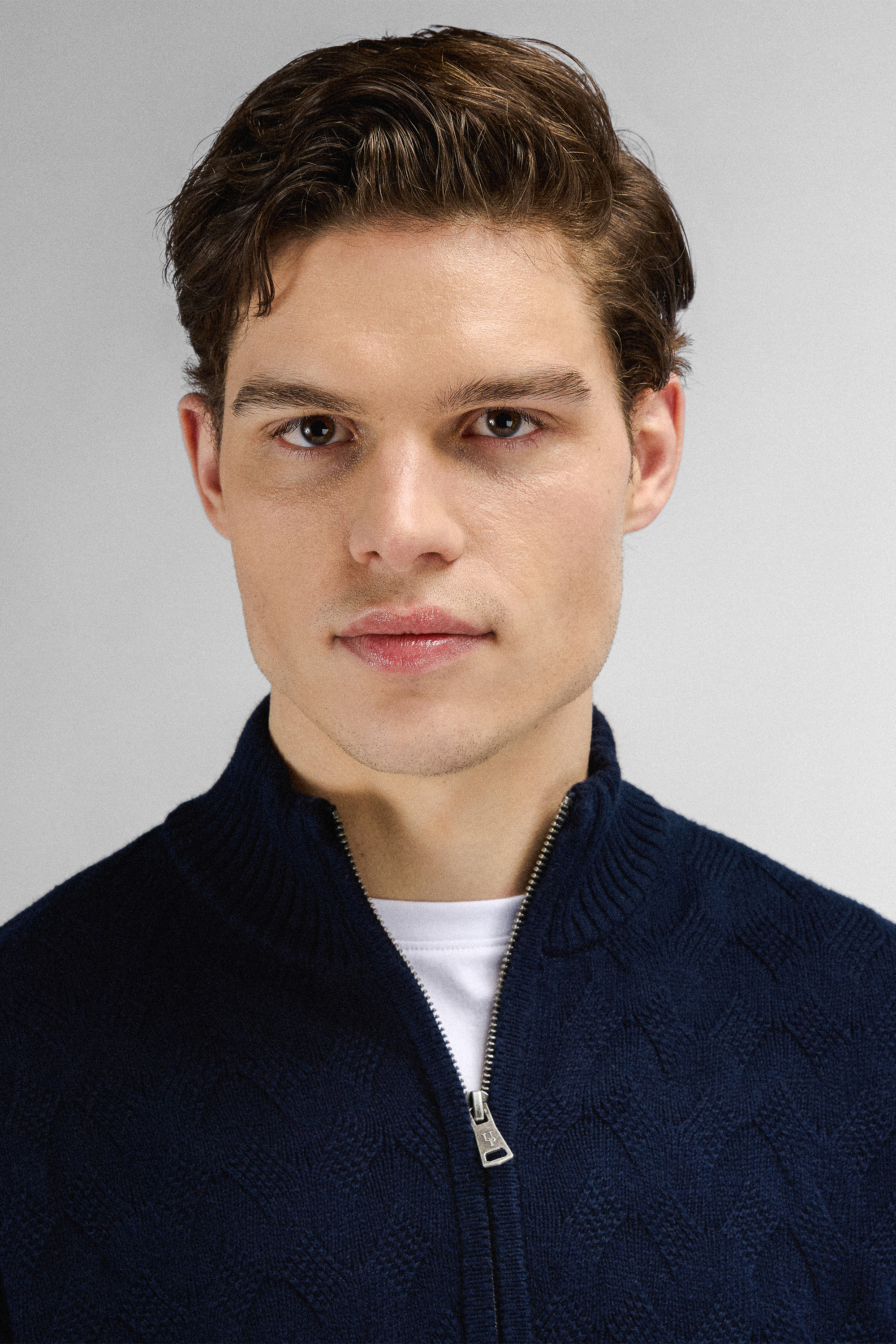Urban Pioneers Male Ernesto Half-zip SWEATER