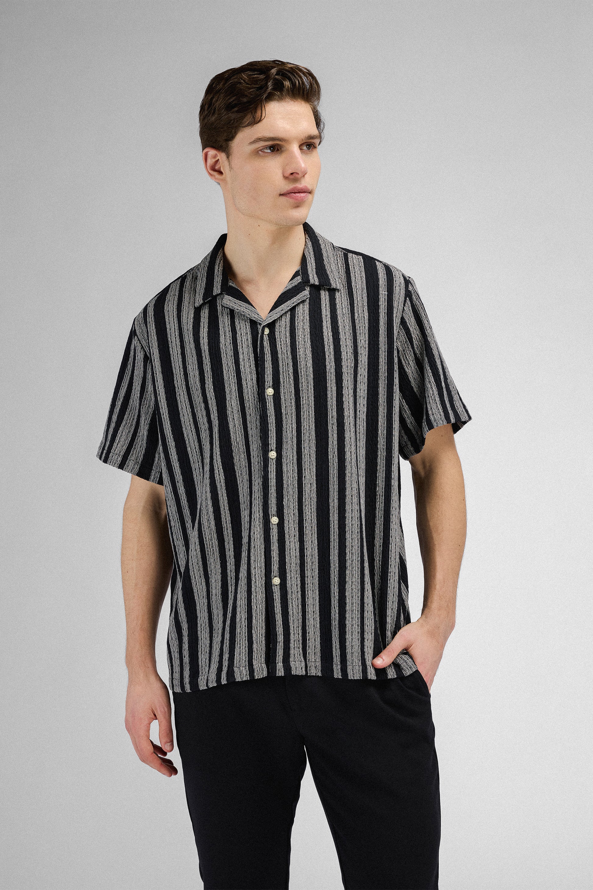 Urban Pioneers Male Ferrara SS Shirt SS SHIRT BLACK
