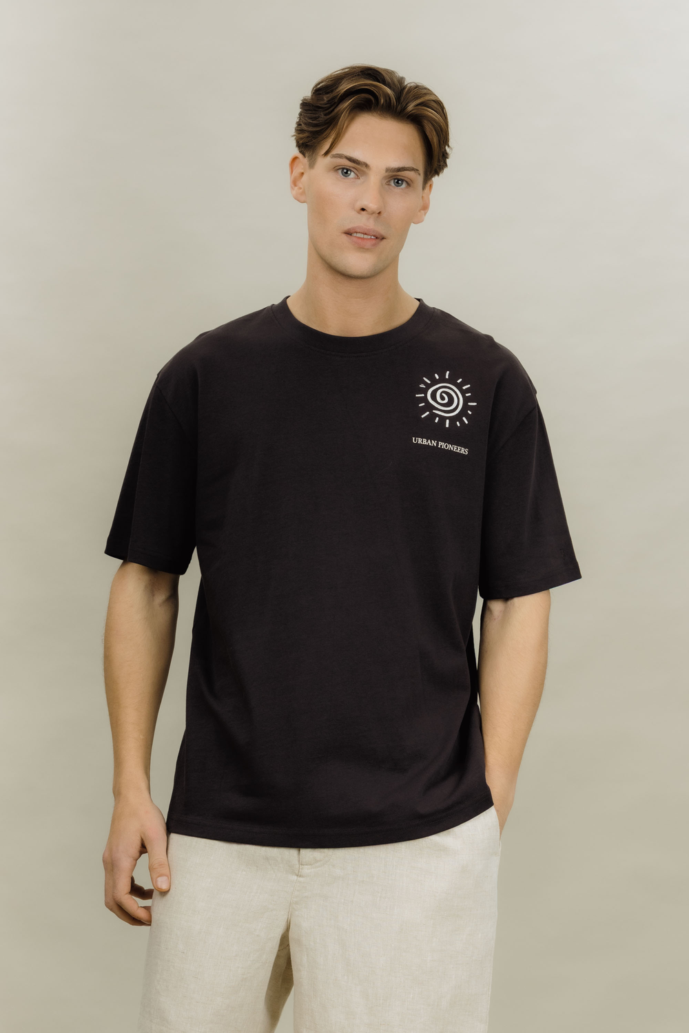 Urban Pioneers Male Flavio Tee T-SHIRT WASHED BLACK SURFER