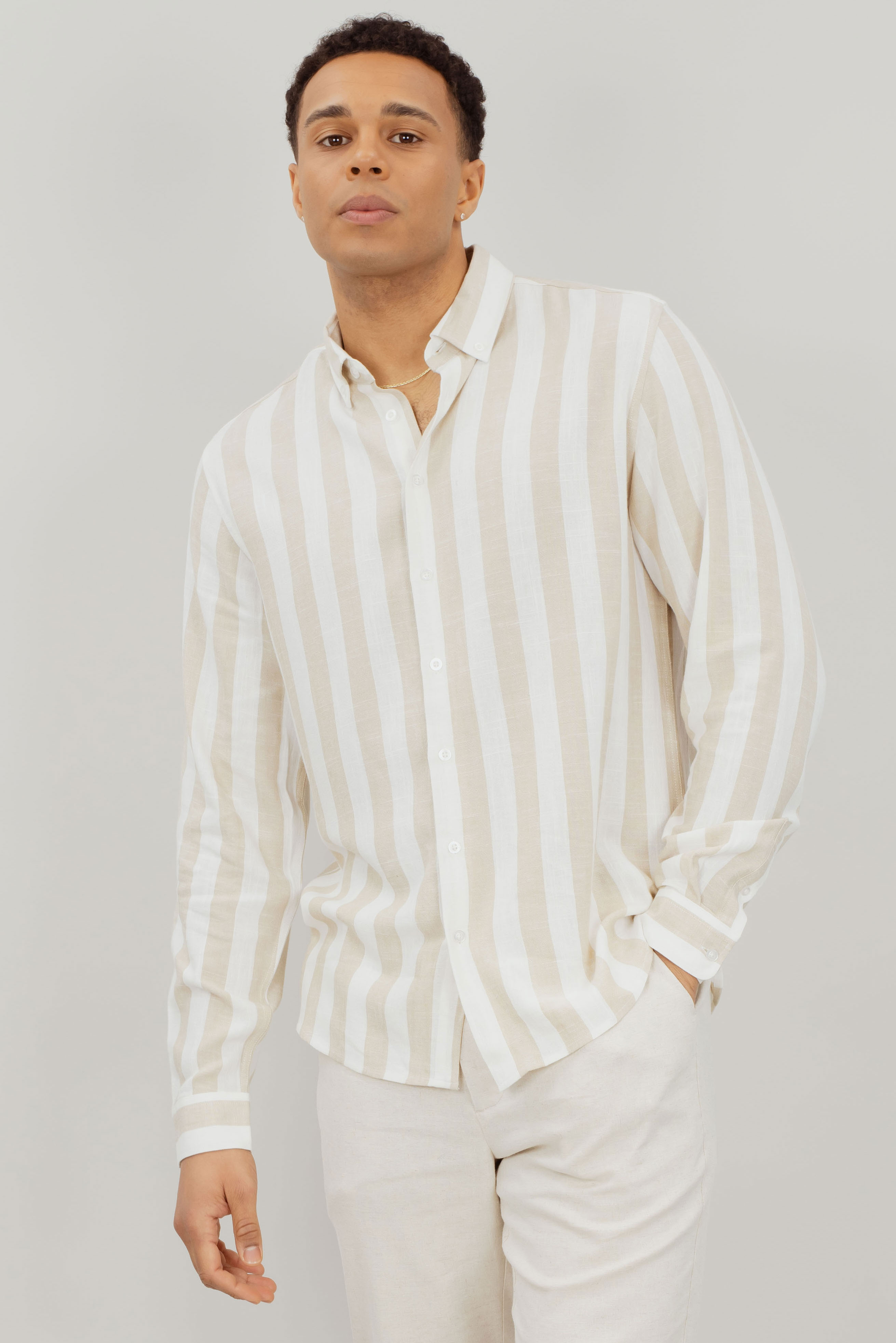 Urban Pioneers Male Folke LS Shirt SHIRT SAND