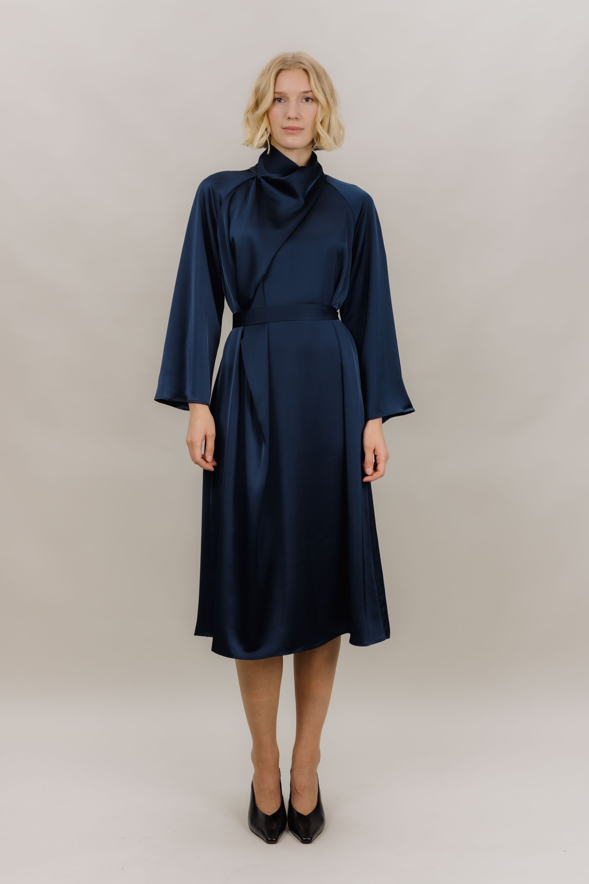 Urban Pioneers Female Garbo Dress DRESS DARK NAVY
