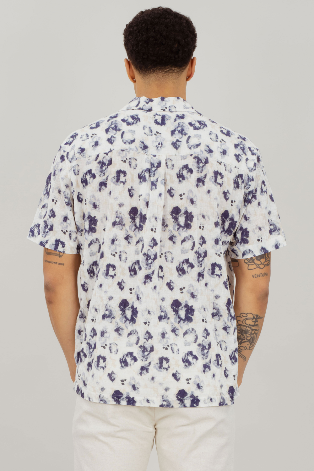 Urban Pioneers Male Gaston SS SHIRT BLUE AOP