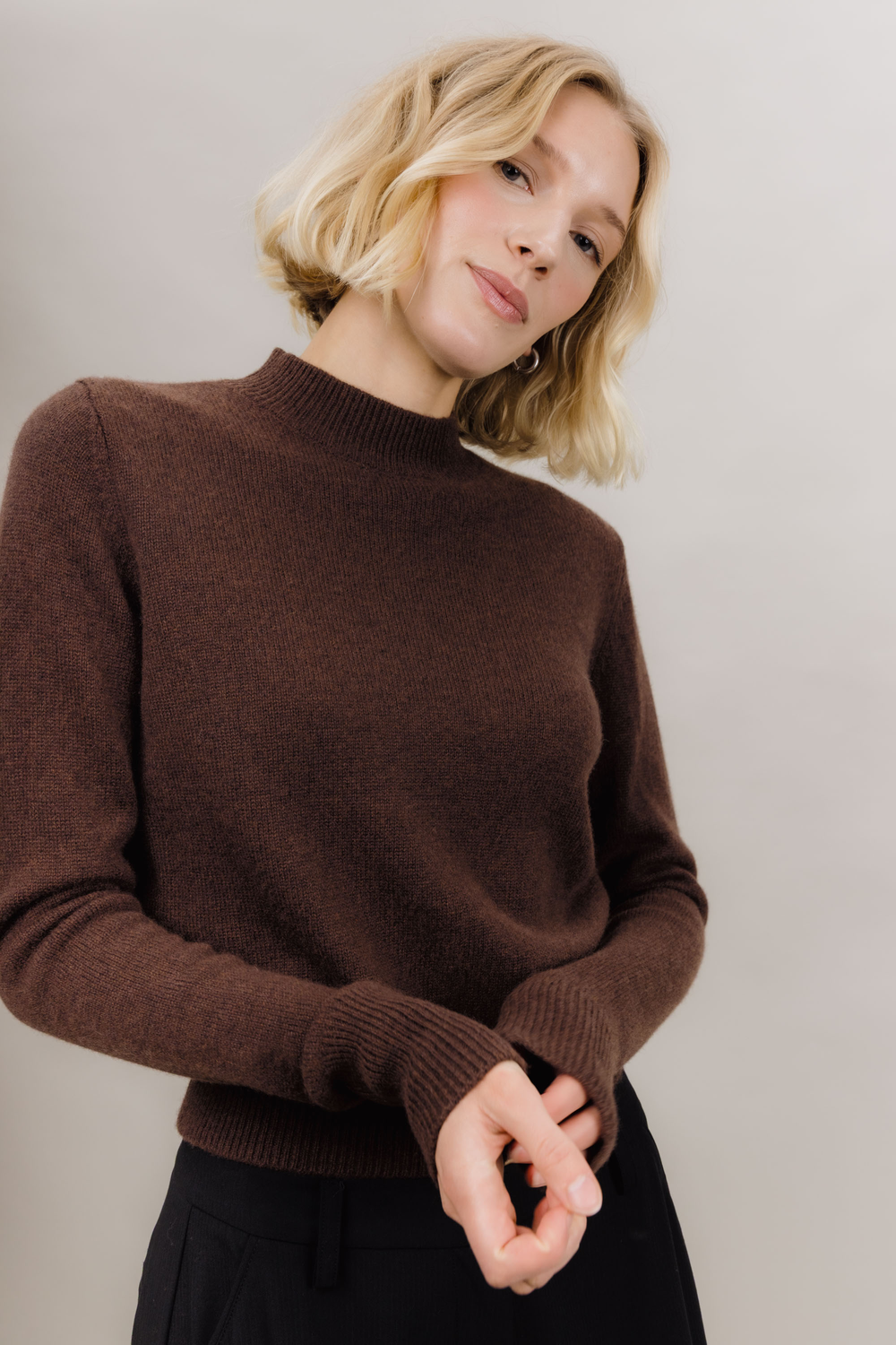 Urban Pioneers Female Gemma Sweater SWEATER CHOCOLATE