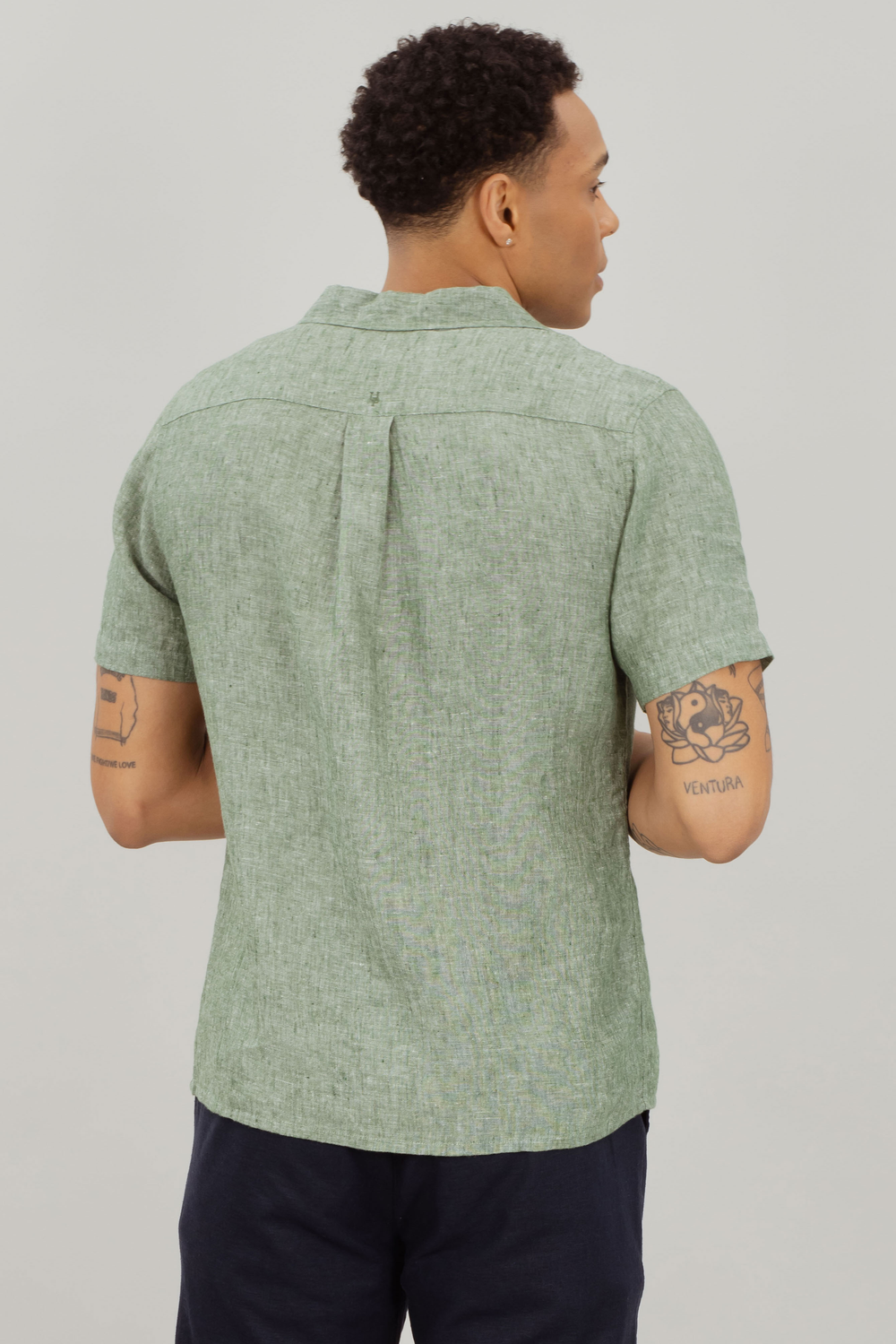 Urban Pioneers Male Giuseppe SS Shirt SS SHIRT OLIVE