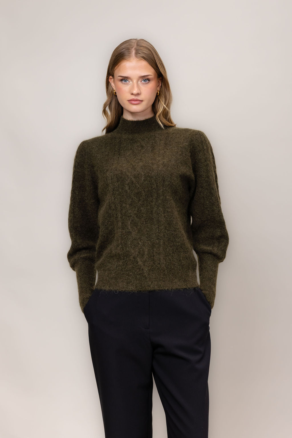 Urban Pioneers Female Grace Sweater SWEATER BEECH