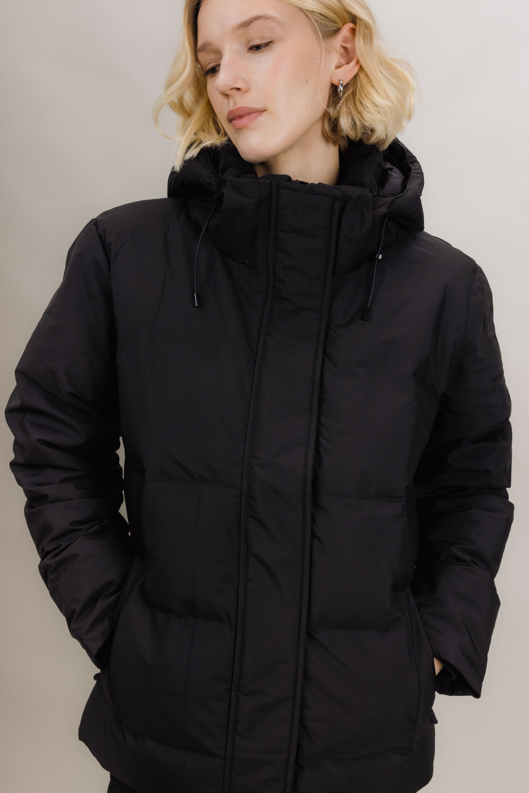 Urban Pioneers Female Ida Jacket JACKET BLACK