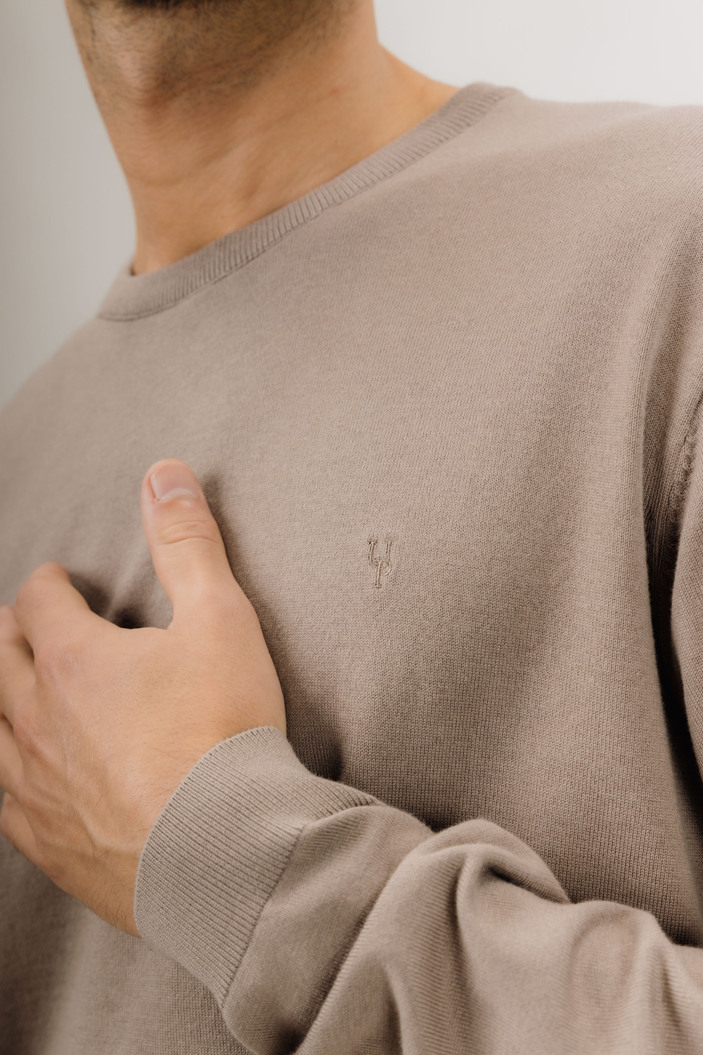 Urban Pioneers Male Jake Sweater SWEATER DARK SAND