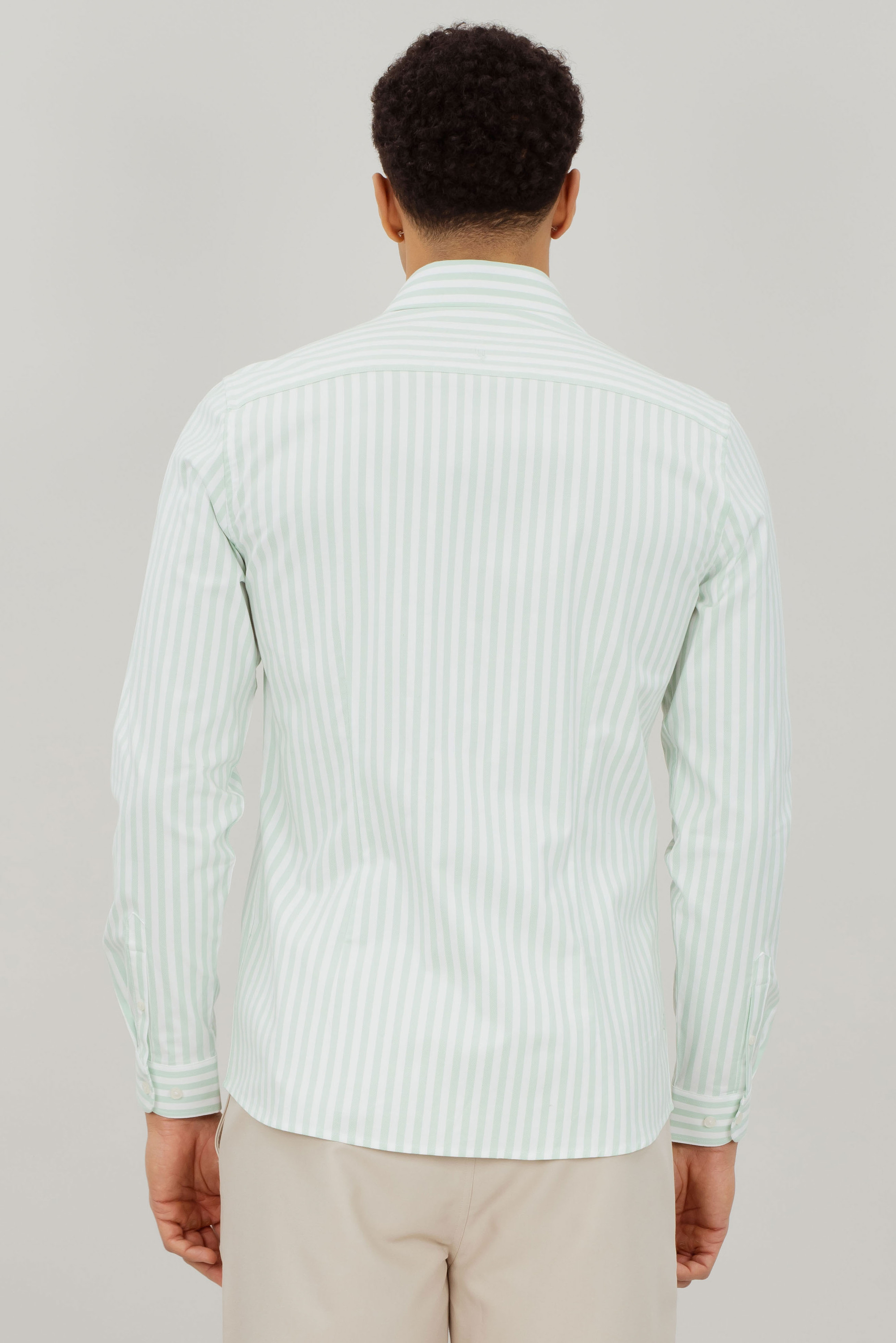 Urban Pioneers Male Jurgen LS Shirt SHIRT LIGHT GREEN