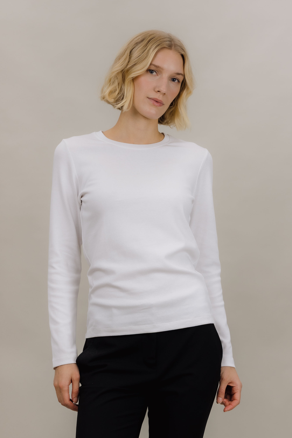 Urban Pioneers Female Linn LS Top TOP WHITE