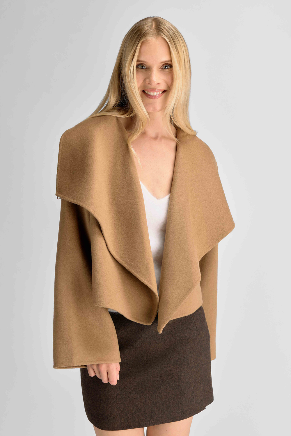 Urban Pioneers Female Luisa Jacket JACKET CAMEL