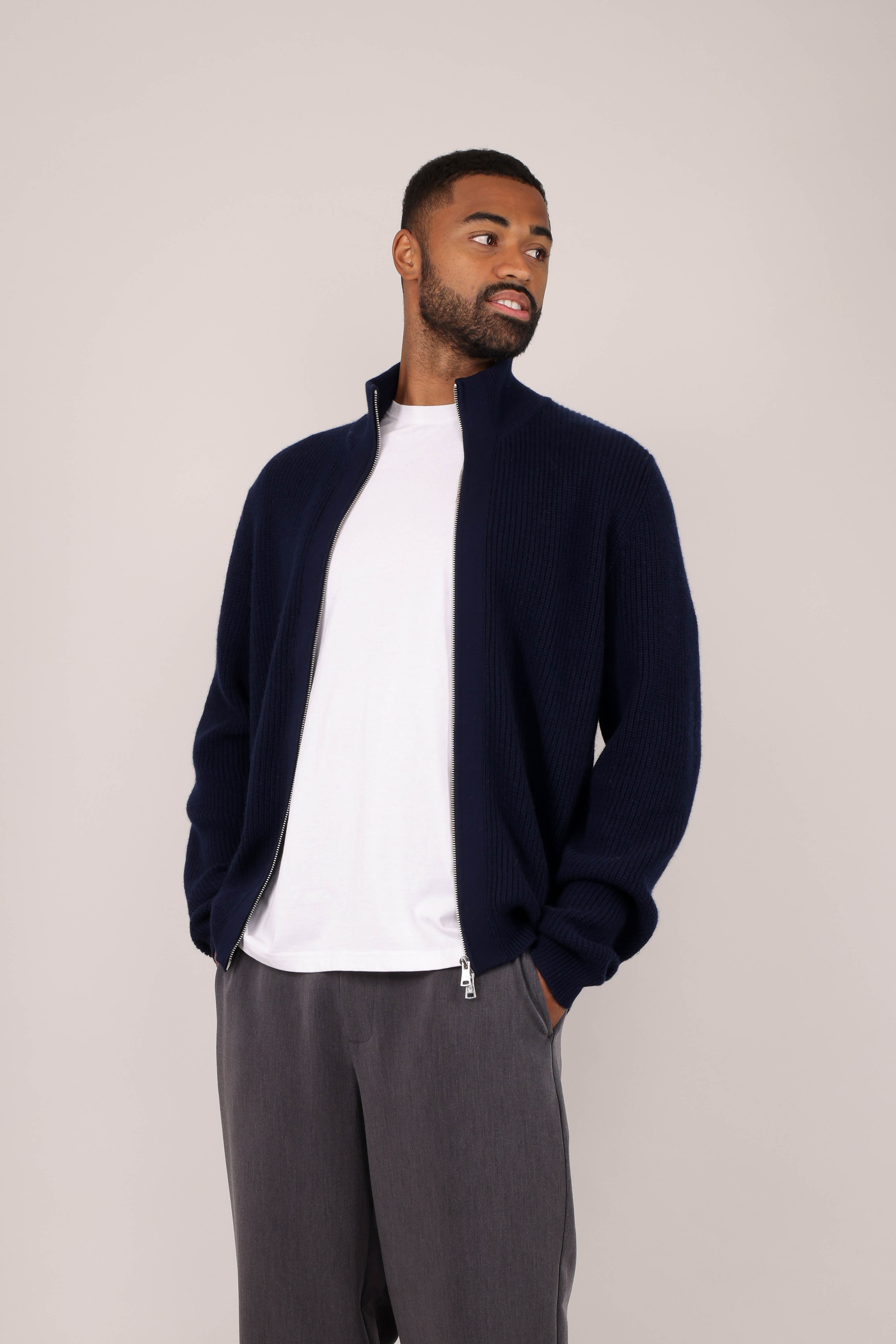 Urban Pioneers Male Marcel Cardigan CARDIGAN NAVY