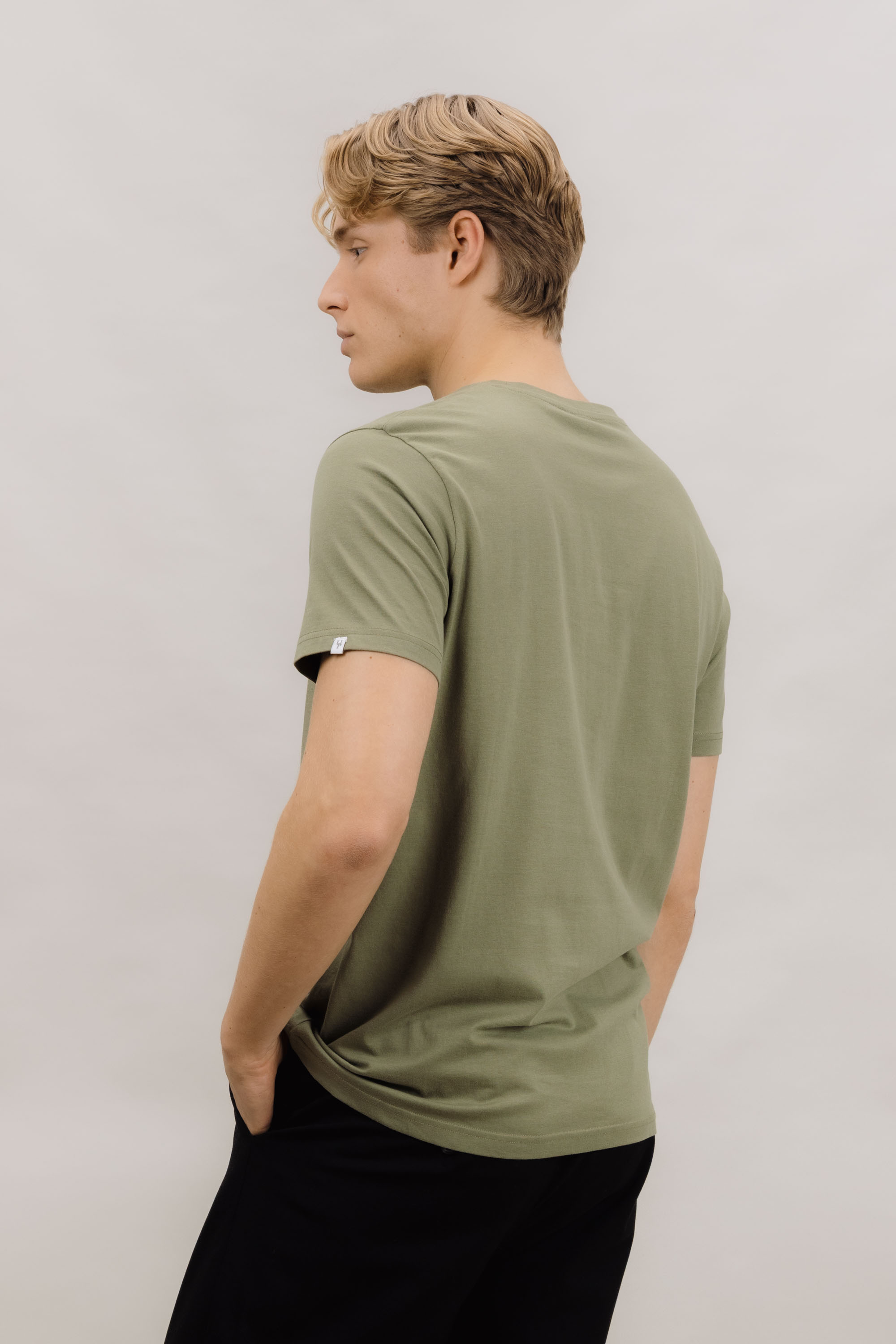 Urban Pioneers Male Niklas Basic Tee T-SHIRT DEEP LICHEN MELANGE