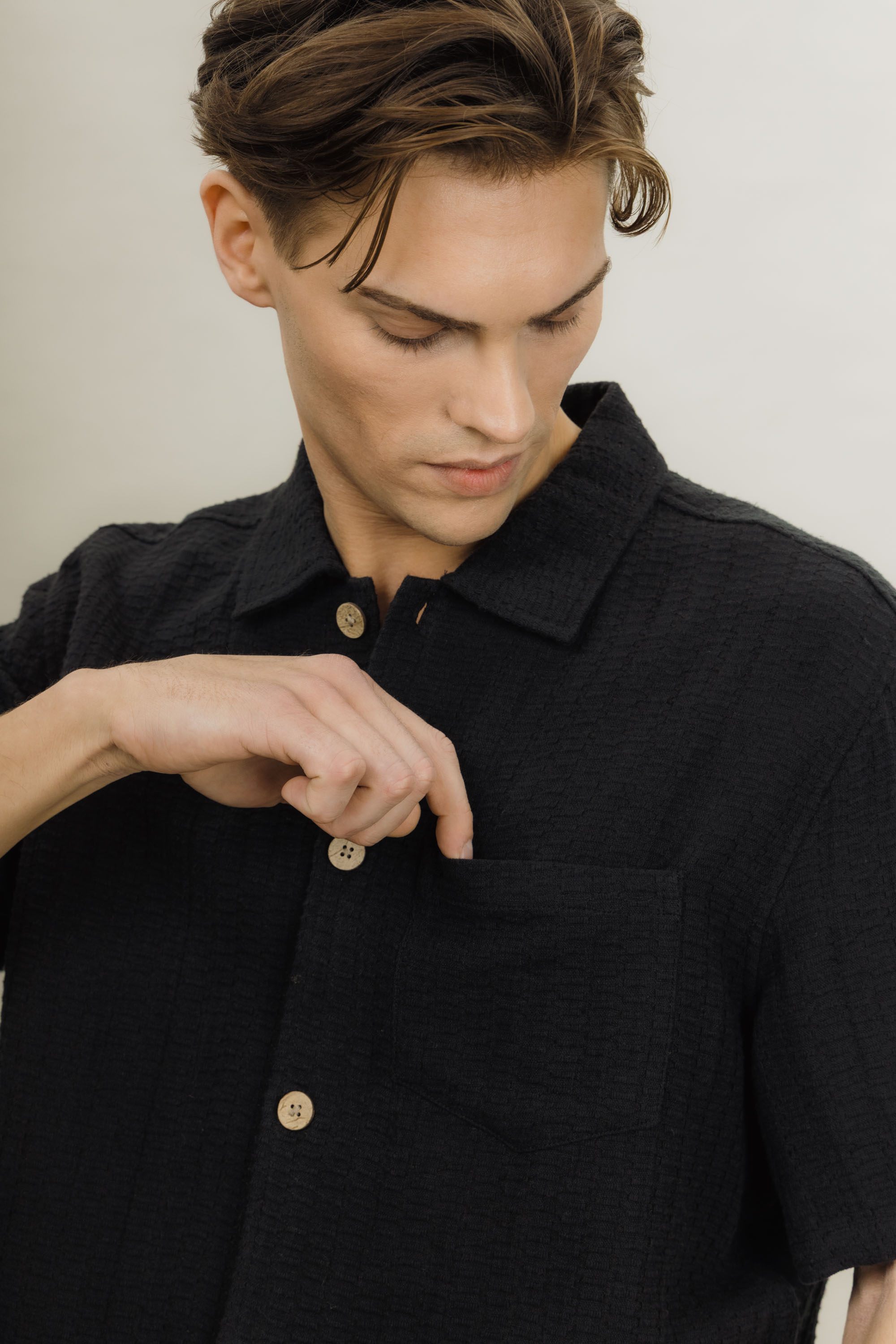 Urban Pioneers Male Reggie SS Shirt SS SHIRT BLACK