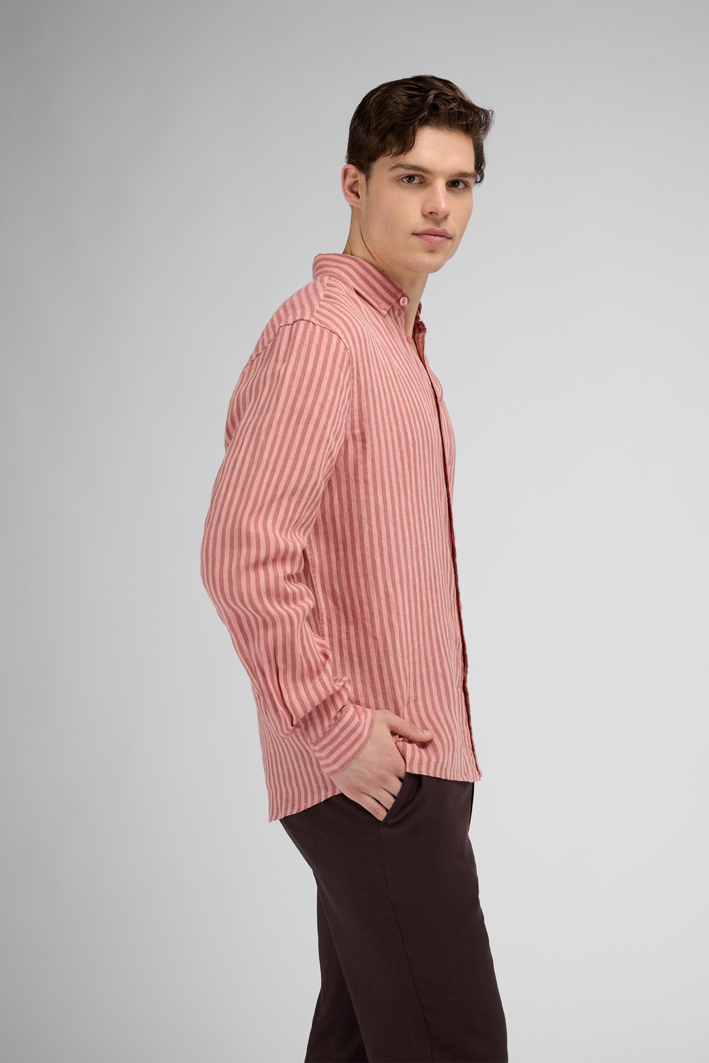 Urban Pioneers Male Renato LS Shirt SHIRT WASHED RED