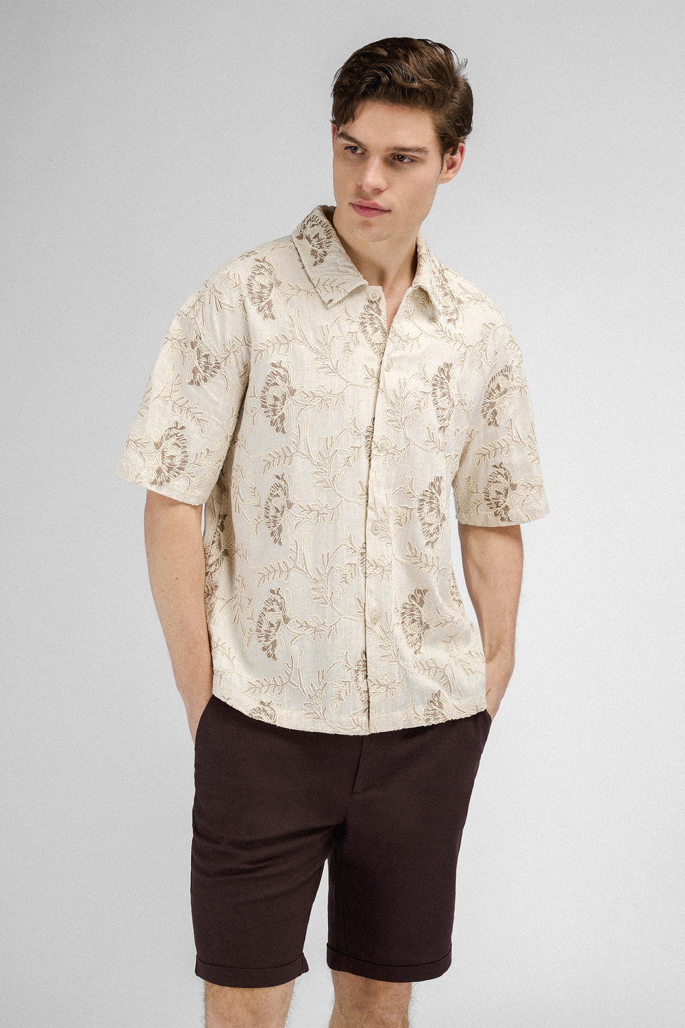 Urban Pioneers Male Ricci SS Shirt SS SHIRT LIGHT SAND AOP
