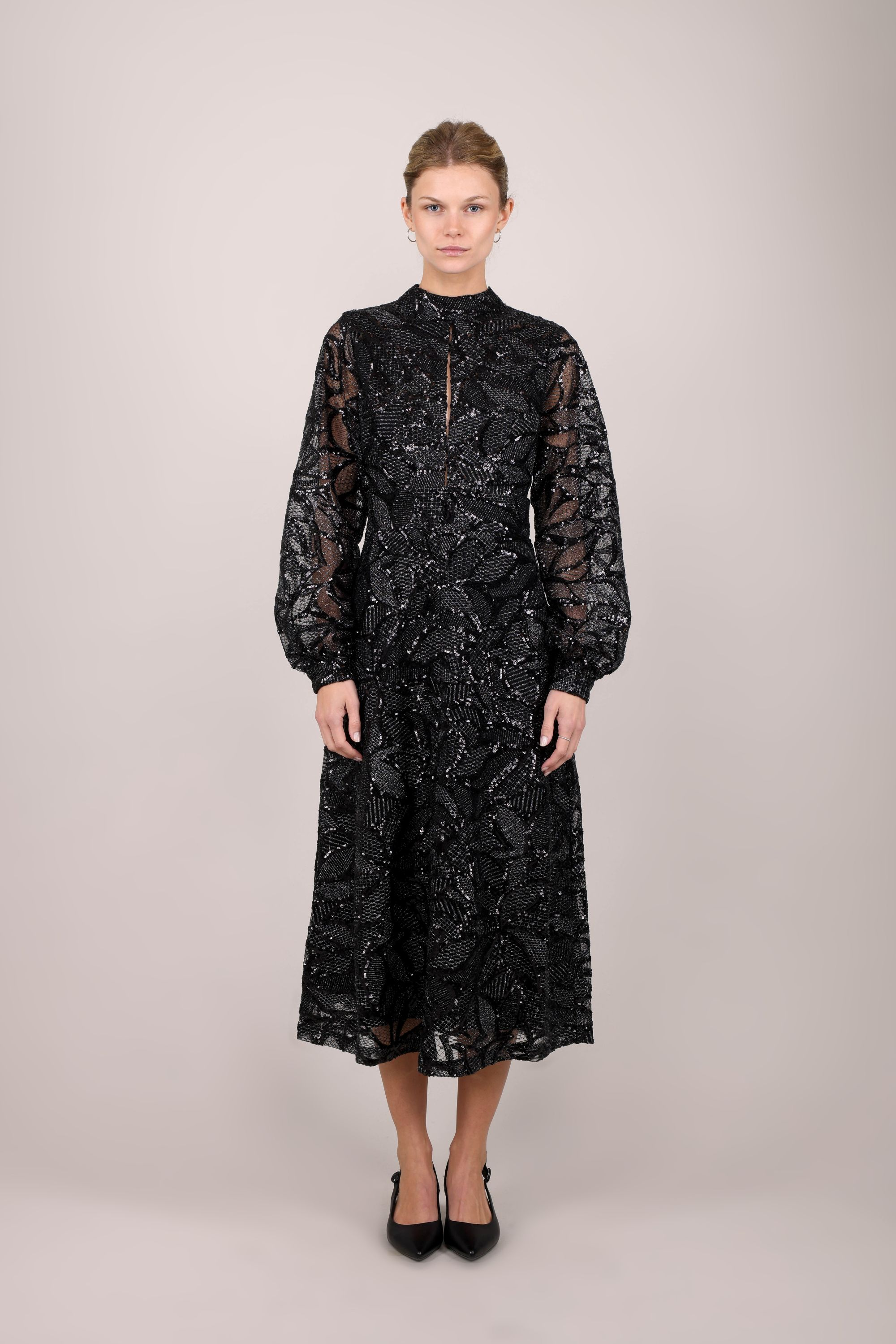 Urban Pioneers Female Sagin Dress DRESS BLACK