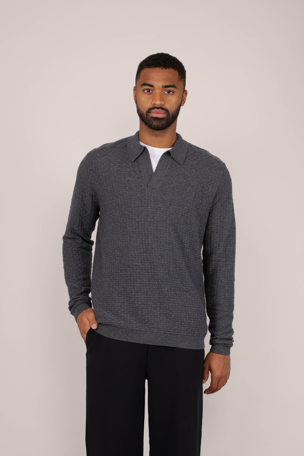 Urban Pioneers Male Sanches Sweater SWEATER