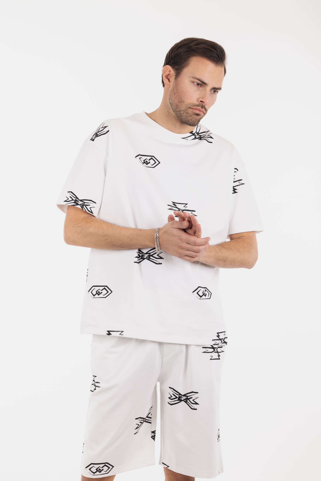 Urban Pioneers Male Sergio tee T-SHIRT WHITE