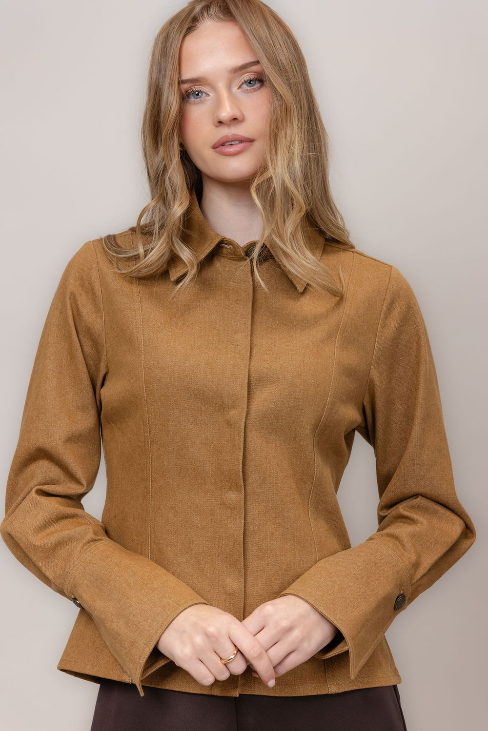Urban Pioneers Female Sonia Shirt SHIRT TOFFEE