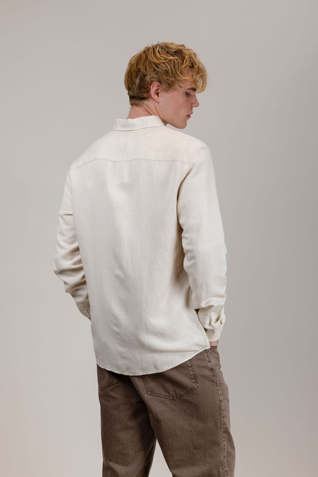 Urban Pioneers Male Stephan LS Shirt SHIRT SAND MEL
