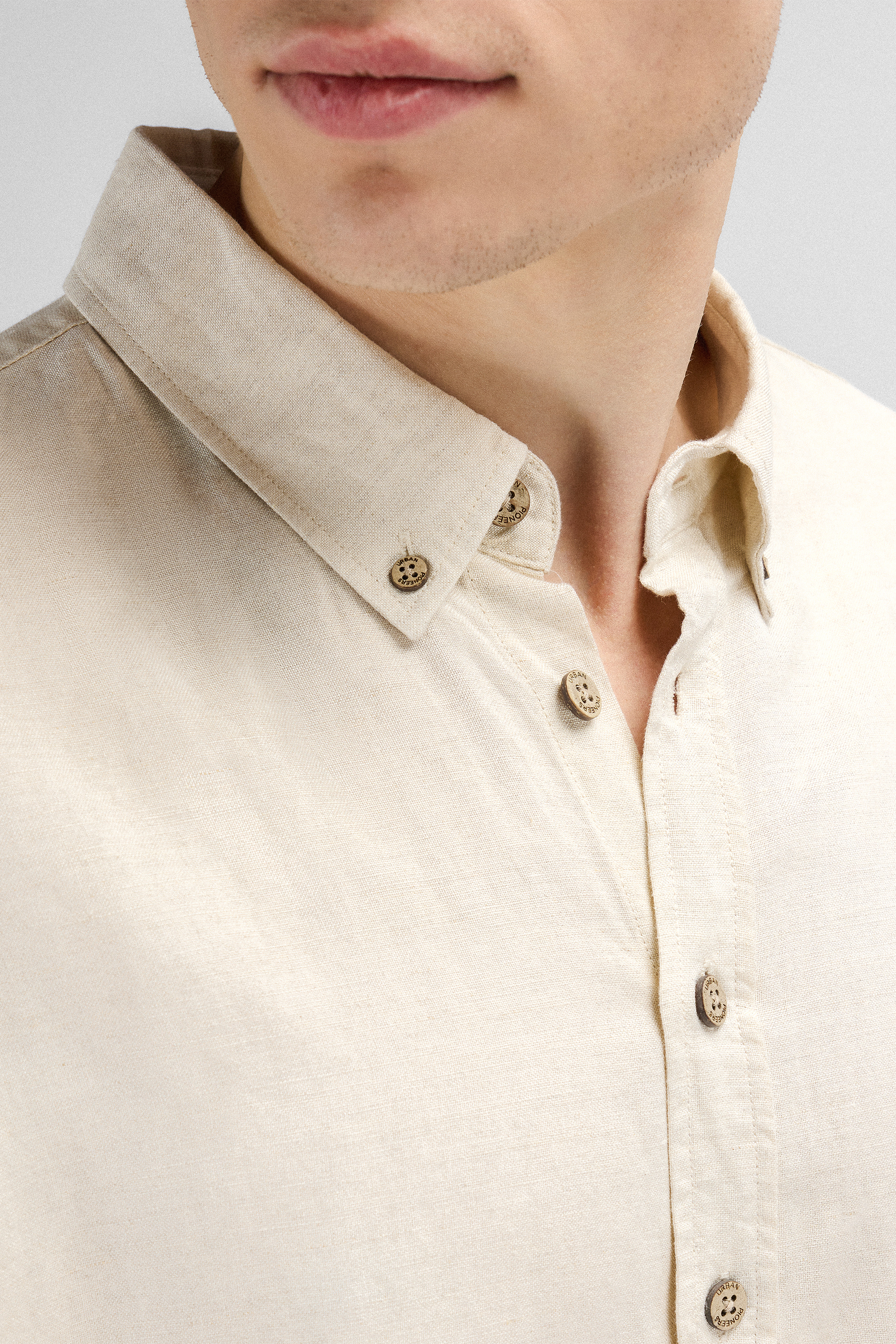 Urban Pioneers Male Stephan SS Shirt SS SHIRT SAND MELANGE