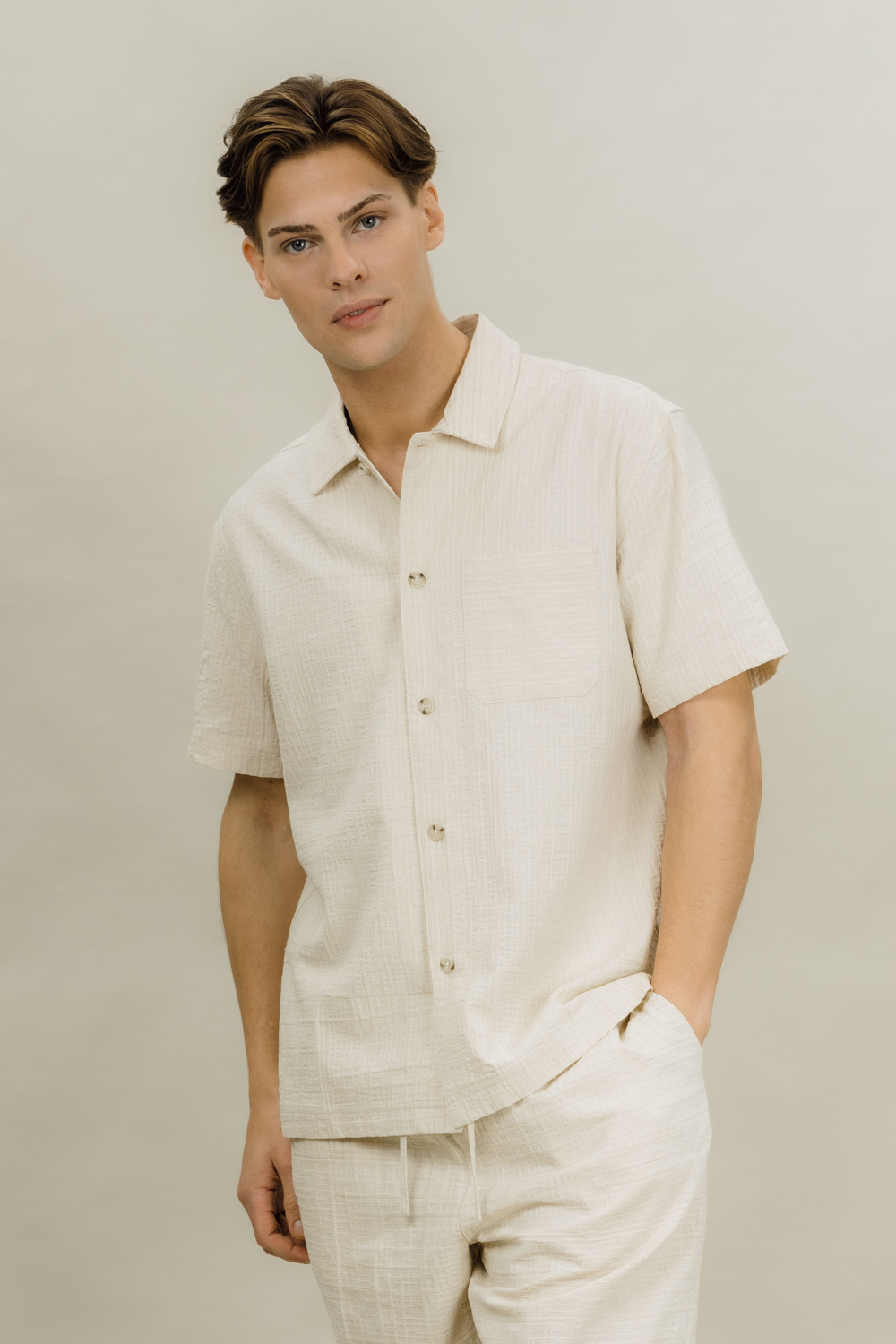 Urban Pioneers Male Vito SS shirt SS SHIRT LIGHT SAND