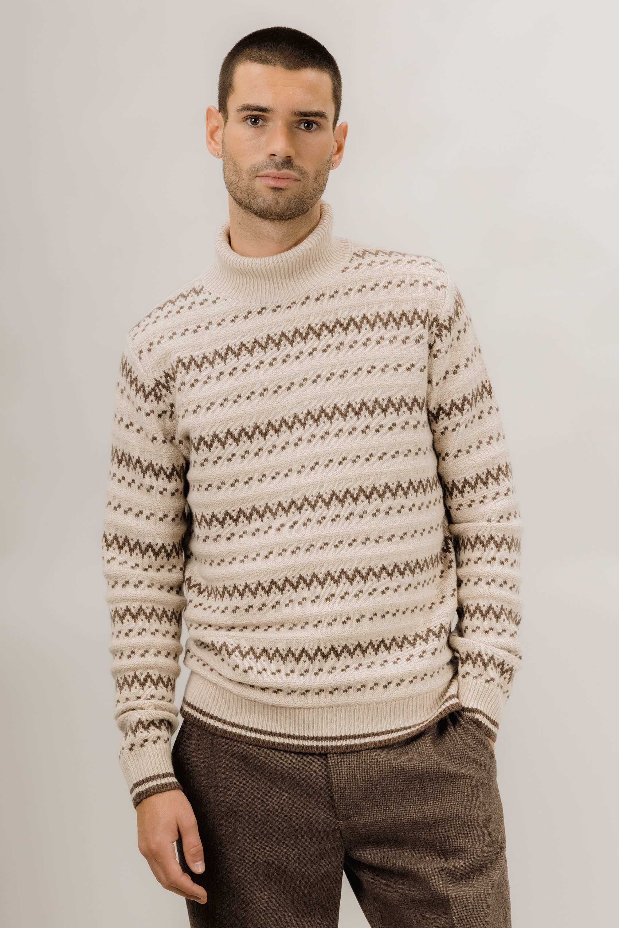 Urban Pioneers Male Whitaker Sweater SWEATER SAND MULTI